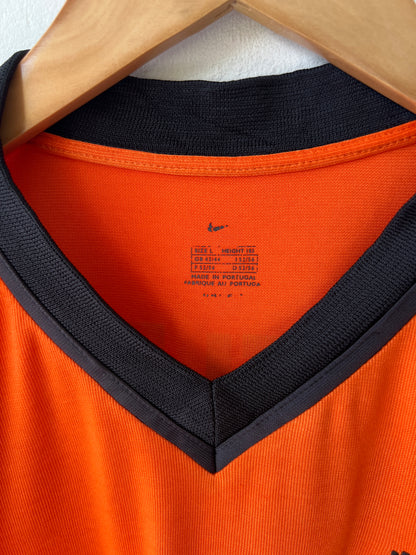 (L) Holland 2000-02 Home Shirt v. Nistelrooy #9