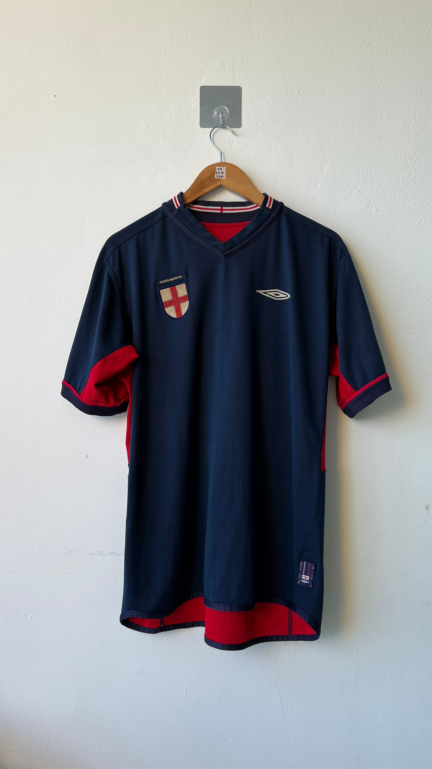 England 2002-04 Away Shirt Beckham #7 (L) (Reversible)