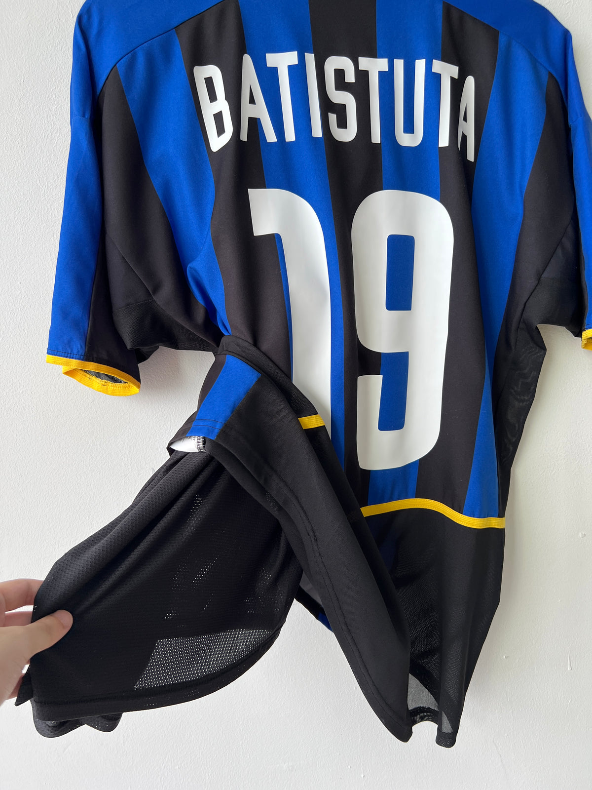 (M) Inter Milan 2002-03 Home Player Version Shirt Batistuta #19