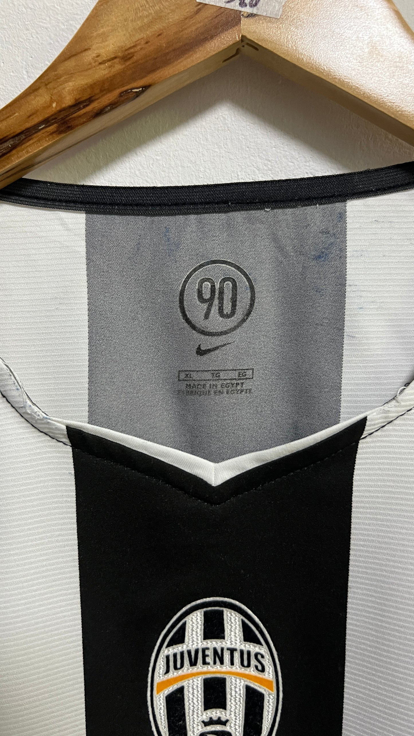 Juventus 2004-05 Home Shirt Cannavaro #28 (XL)