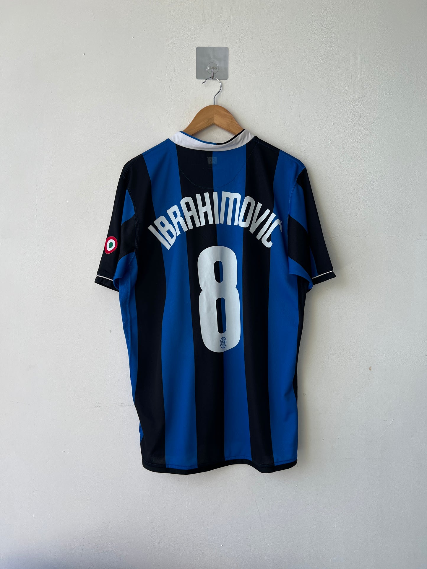 (L) Inter Milan 2006-07 Home Shirt Ibrahimovic #8