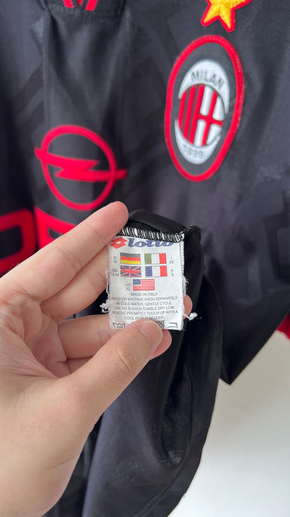 AC Milan 1996-97 Third Shirt Maldini #3 (XL)