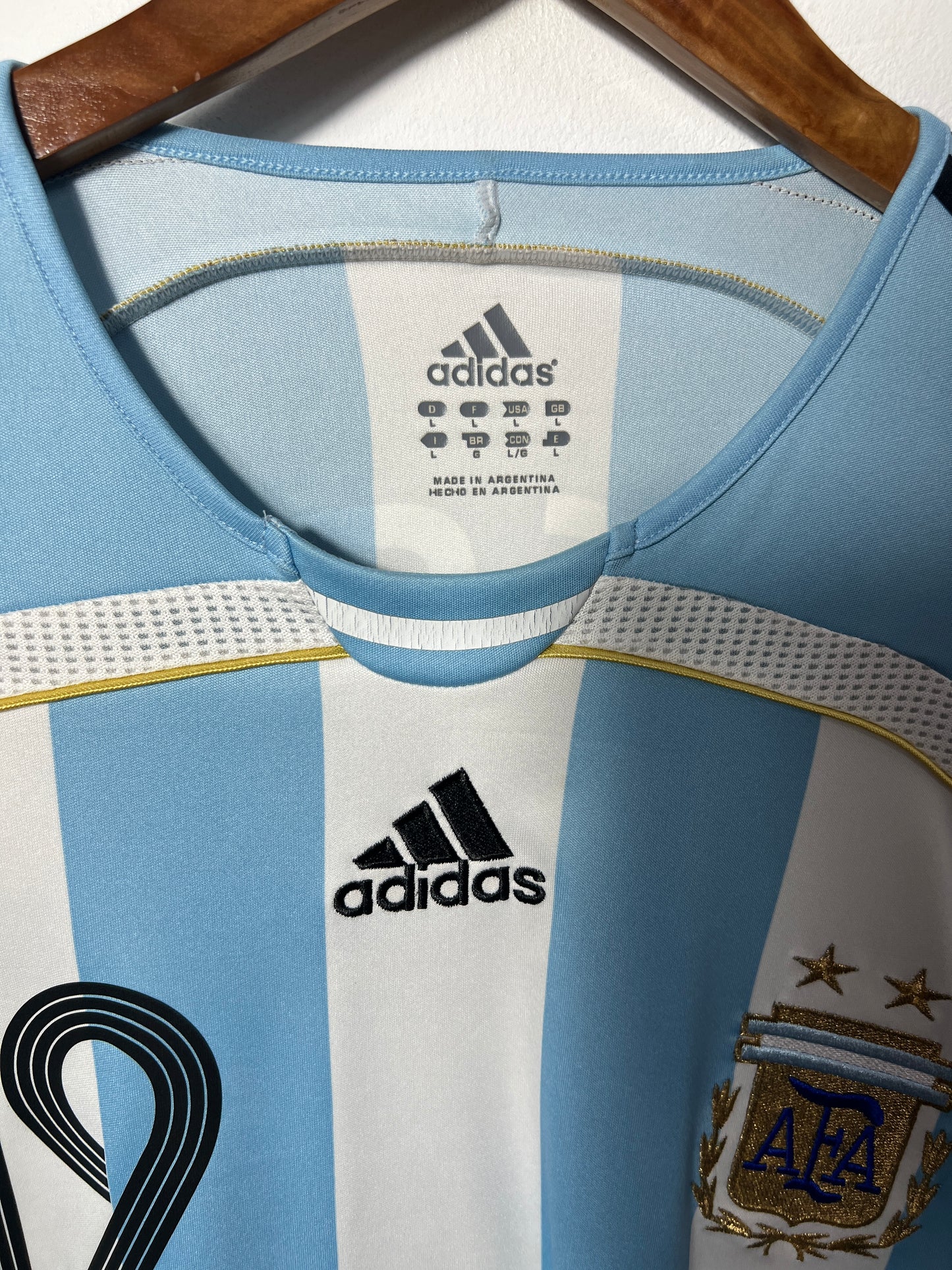 (L) Argentina 2005-07 Home Shirt Messi #19
