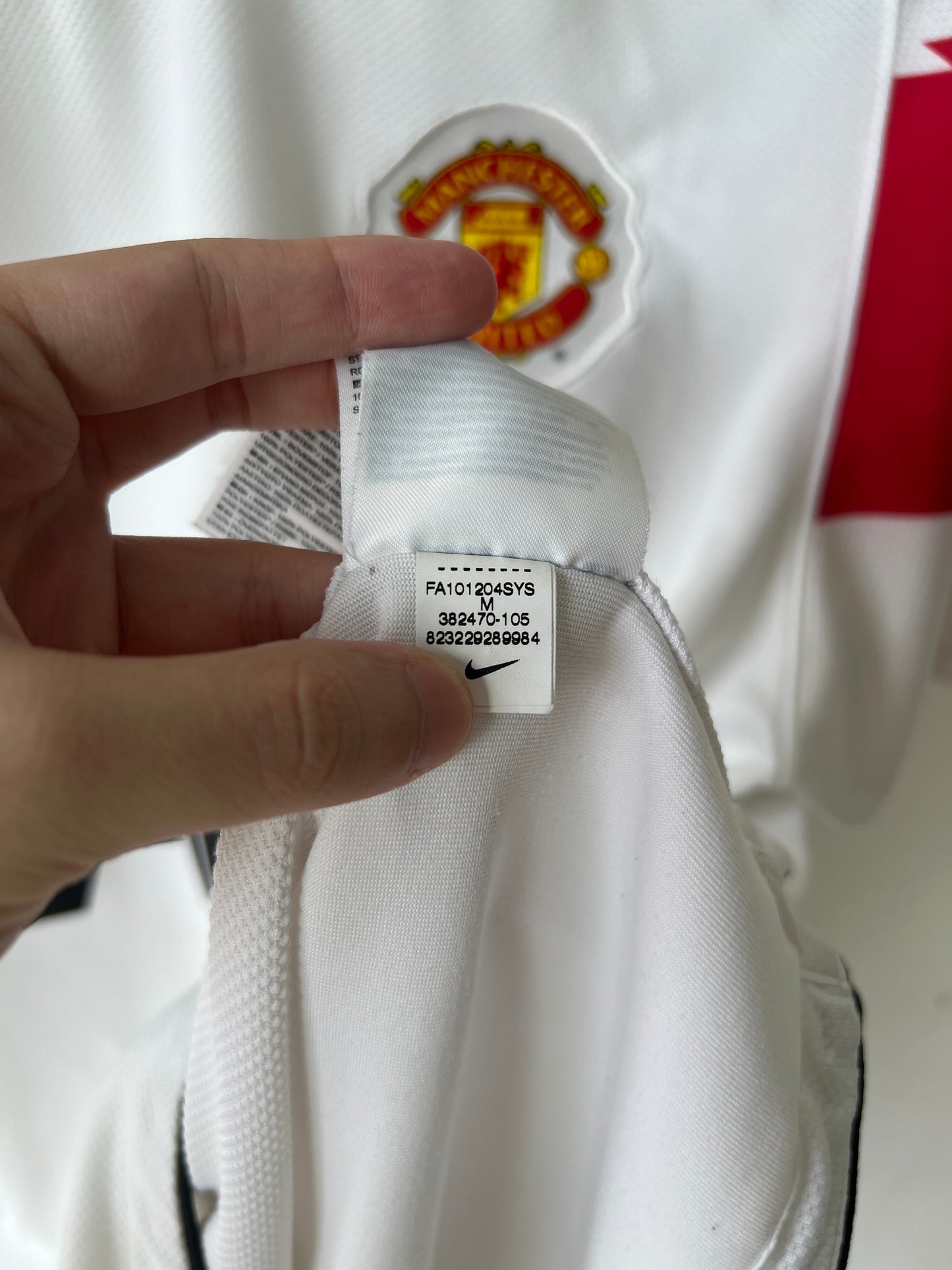 (M) Manchester United 2010-12 Away Shirt Rooney #10