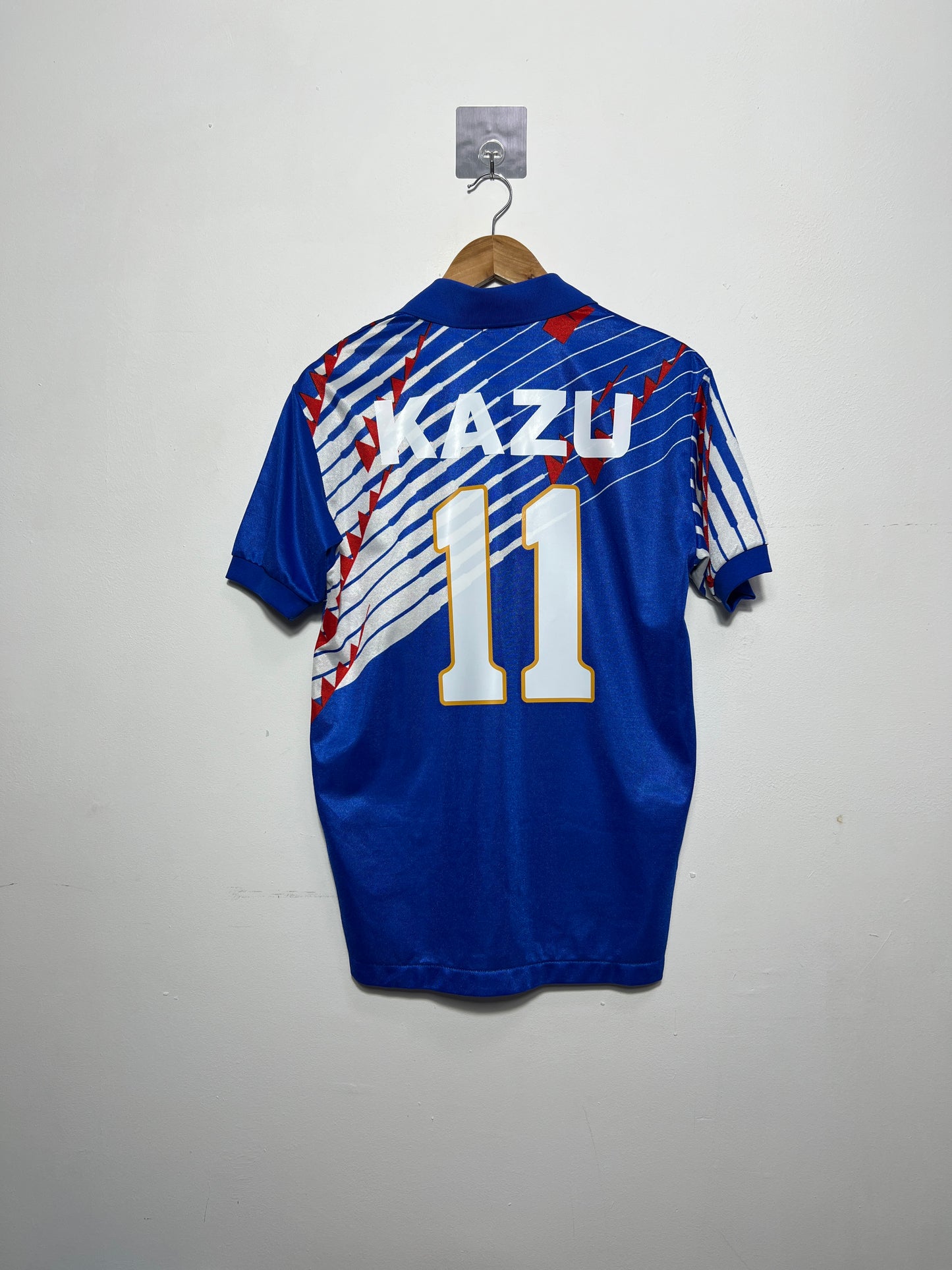 (M) Japan 1994-95 Home Shirt Kazu #11