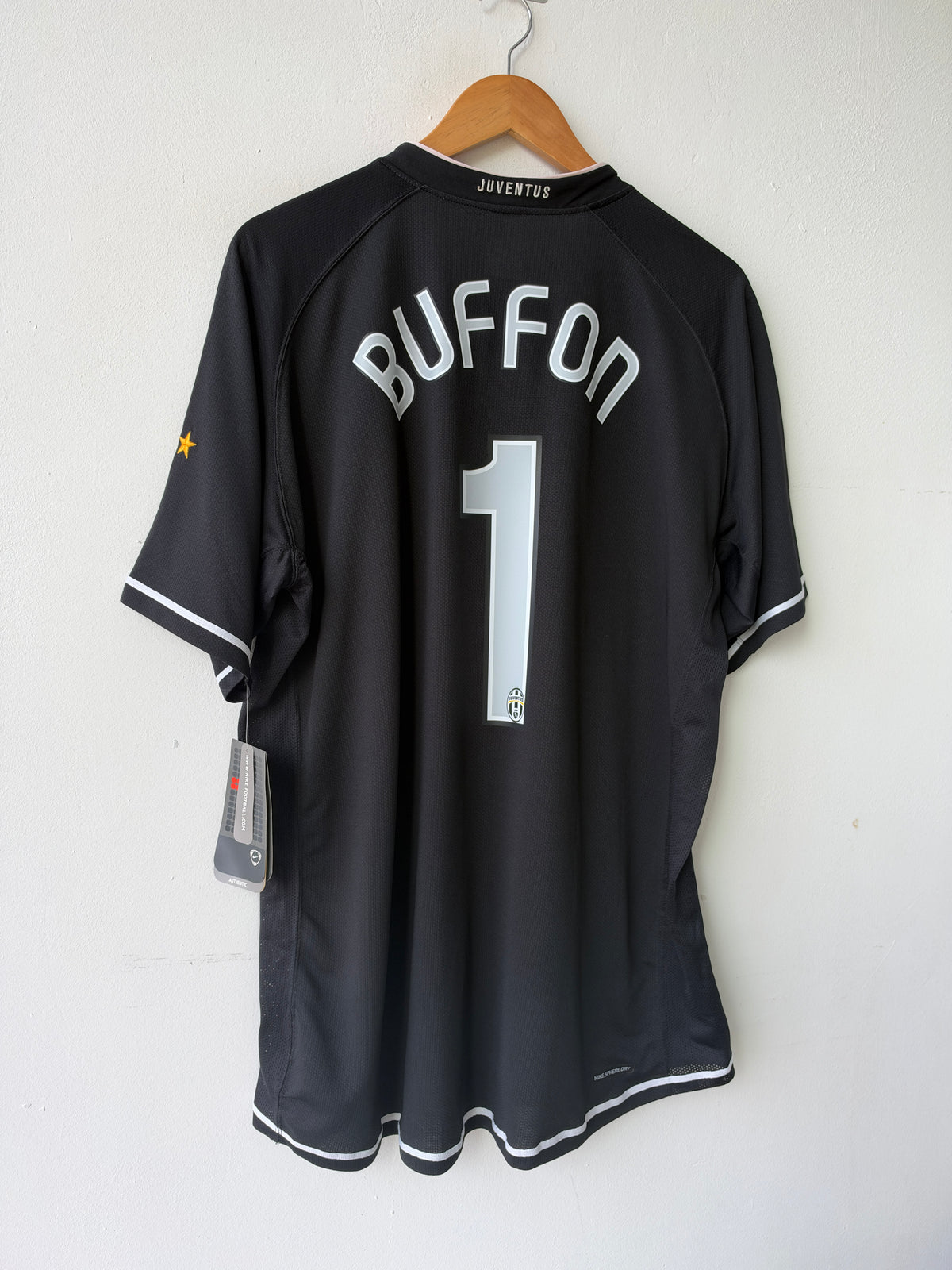 (XL) Juventus 2006-07 Away Shirt Buffon #1 (NEW)