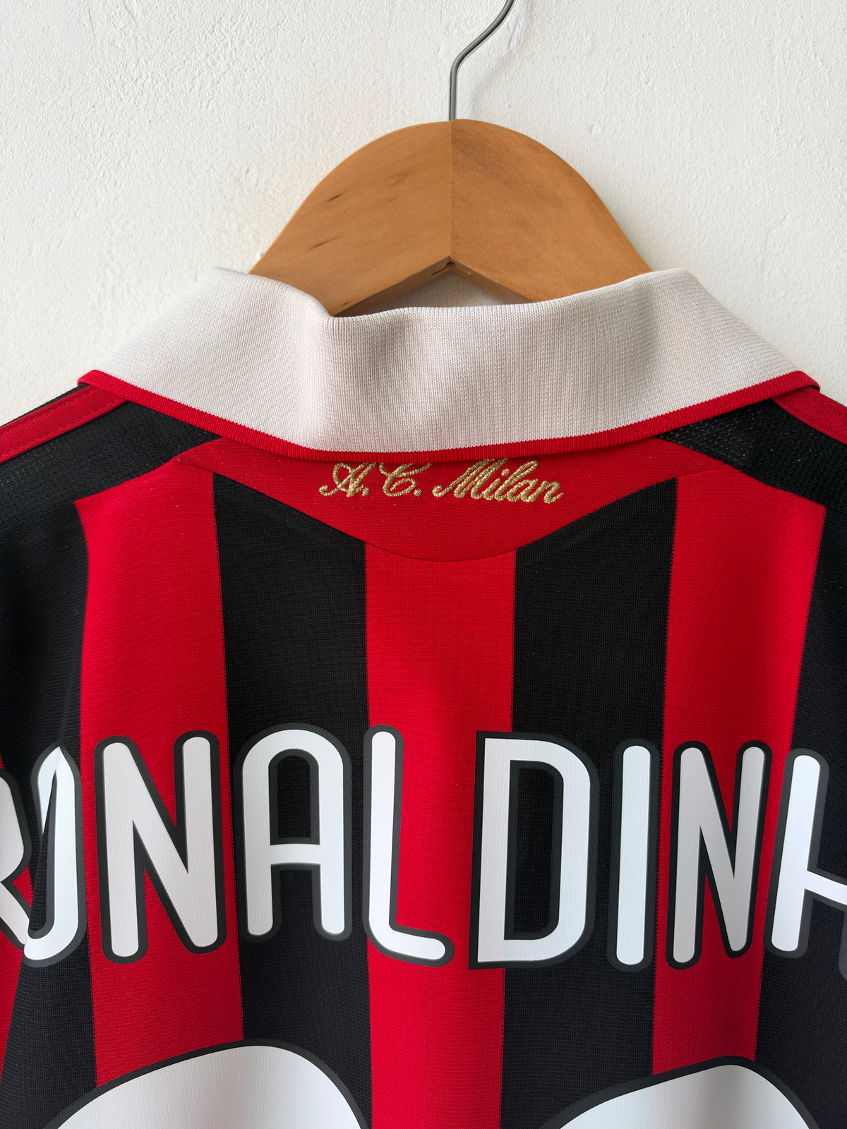(M) AC Milan 2009-10 Home Shirt Ronaldinho #80