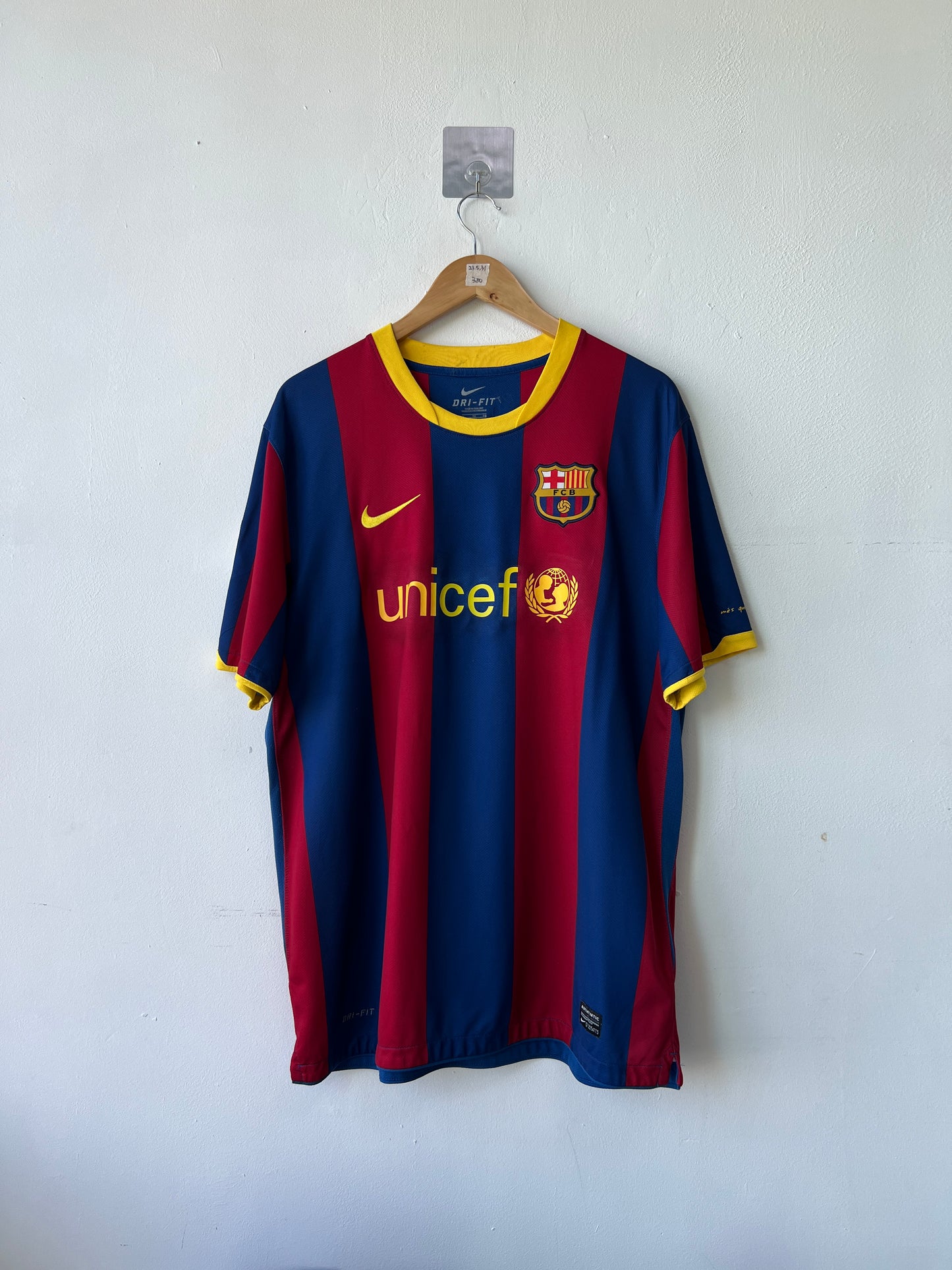 (XL) Barcelona 2010-11 Home Shirt Messi #10