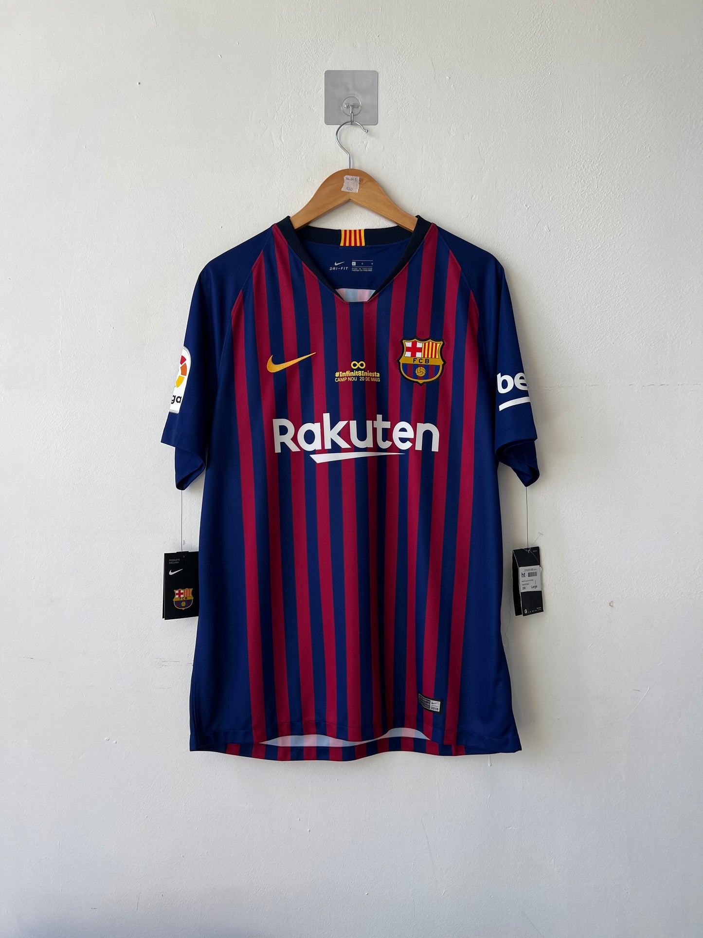 (L) Barcelona 2018-19 Home Shirt A. Iniesta (NEW) (Tribute)