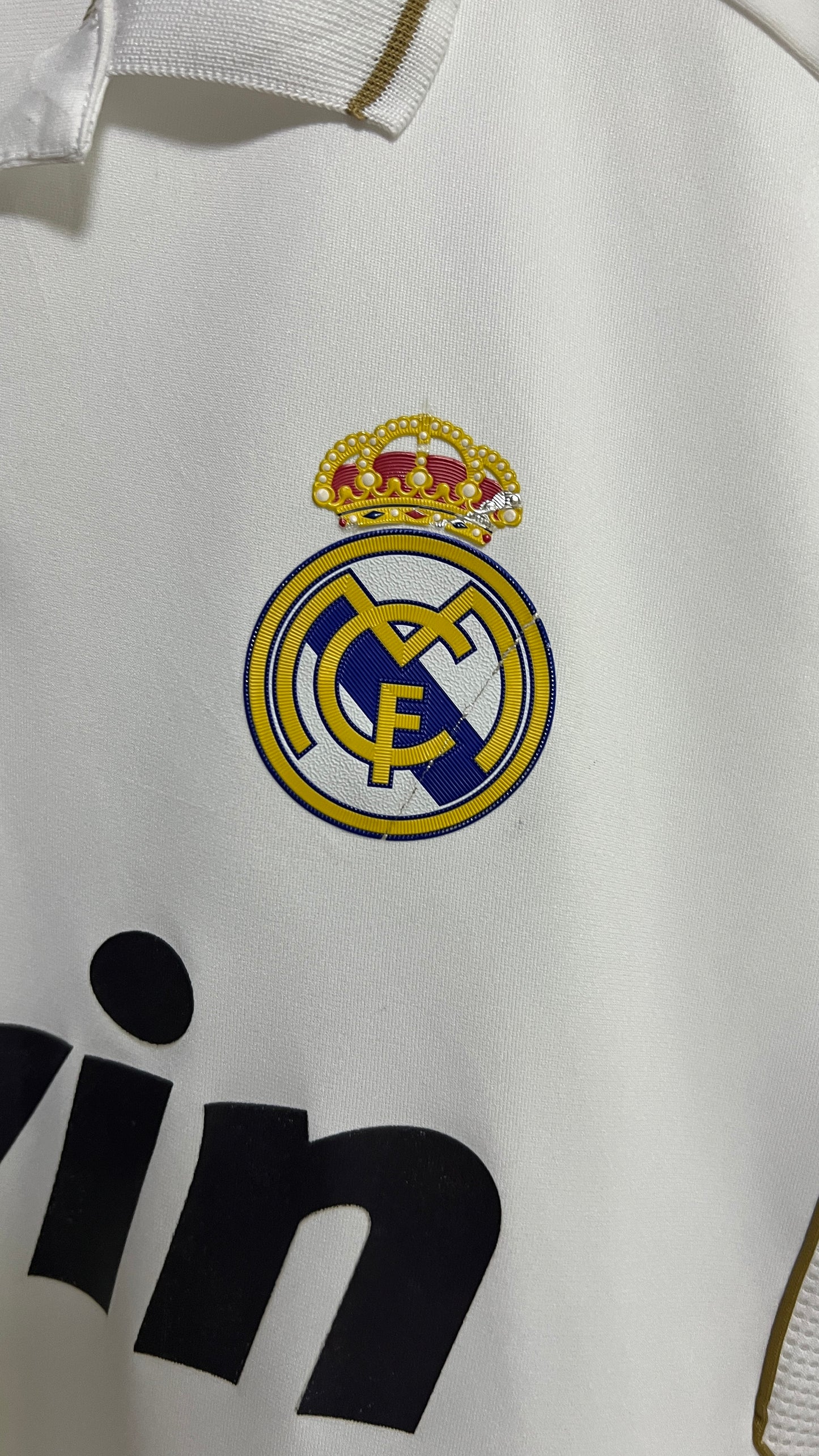 Real Madrid 2011-12 Home Shirt Di Maria #22 (S fits M)