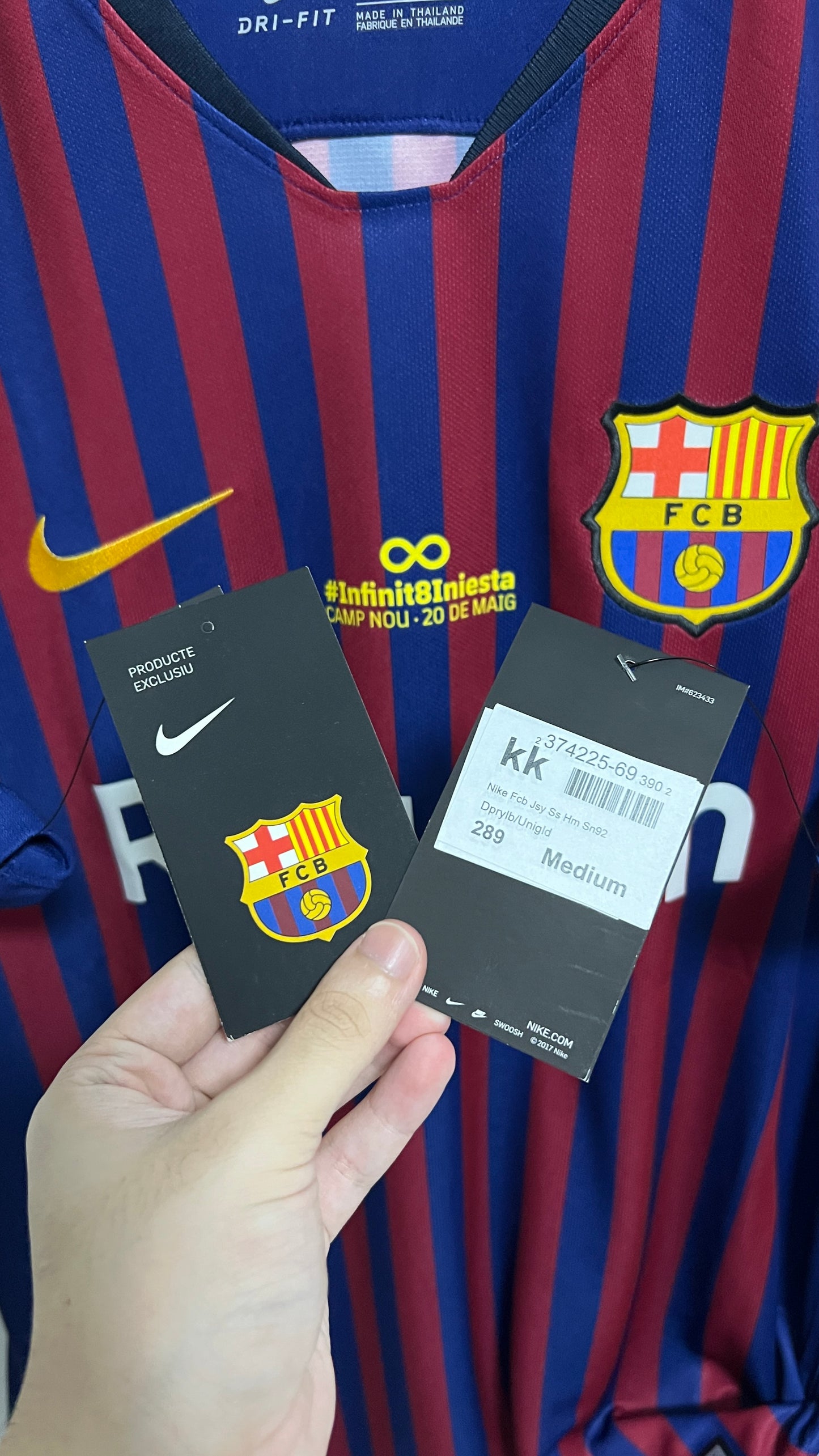 Barcelona 2018-19 Home Shirt Iniesta #8 Tribute Match (Brand New) (M)