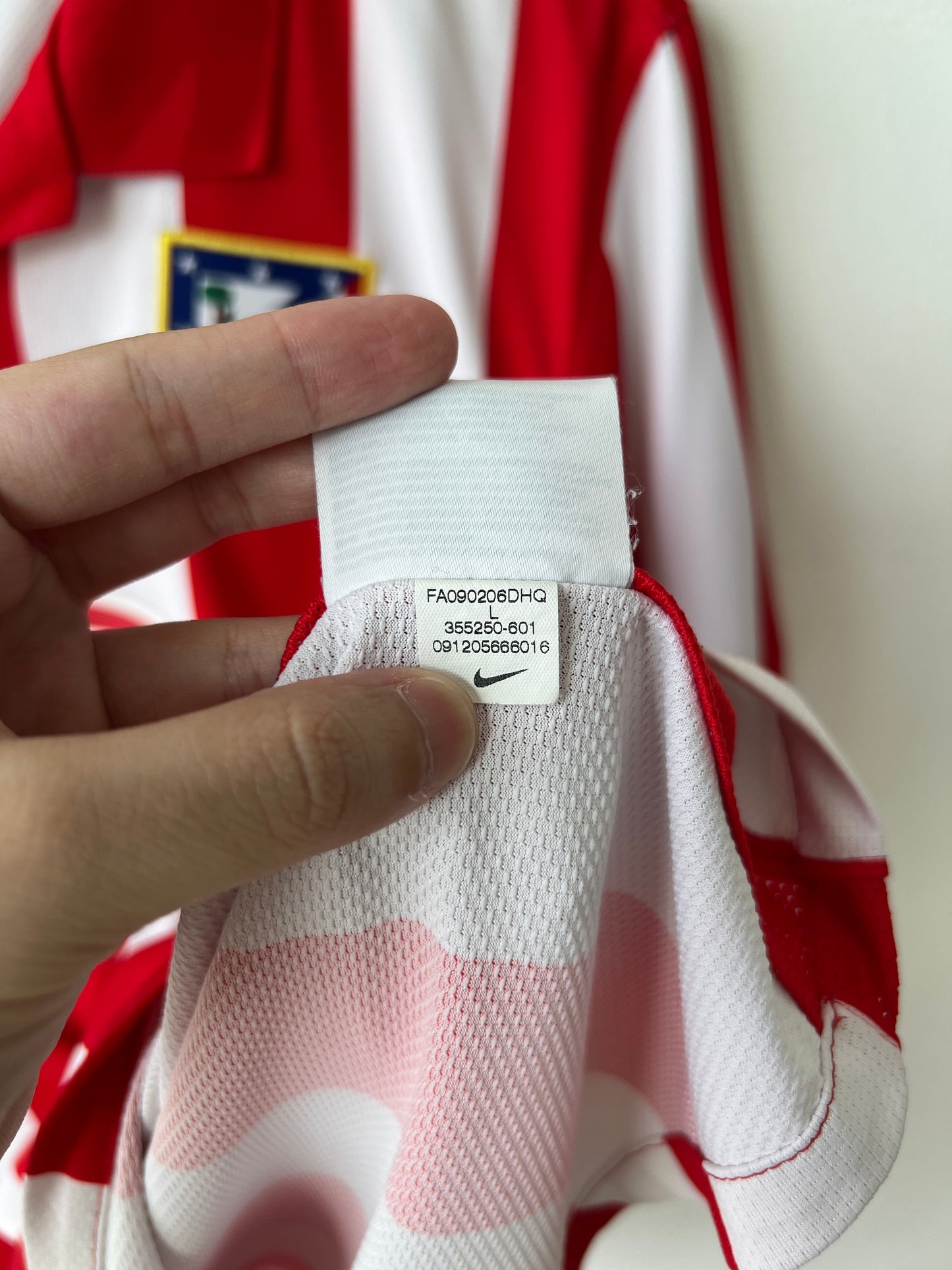 (L) Atletico Madrid 2009-10 Home Shirt Forlan #7
