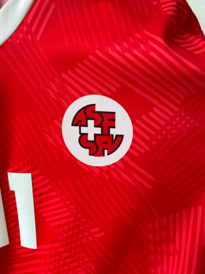 (L) Switzerland 1994-96 Home Shirt Chapuisat #11