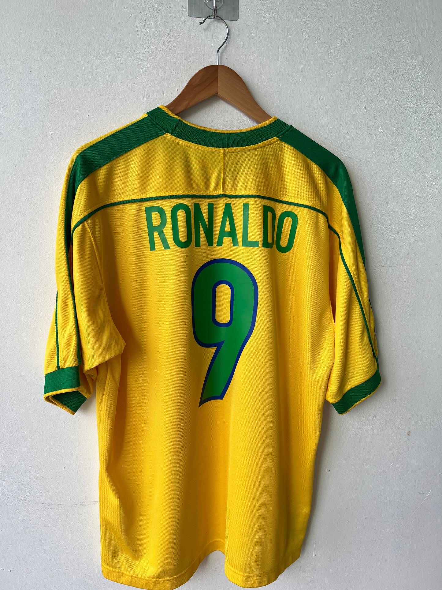 (L) Brazil 1998-00 Home Shirt Ronaldo #9