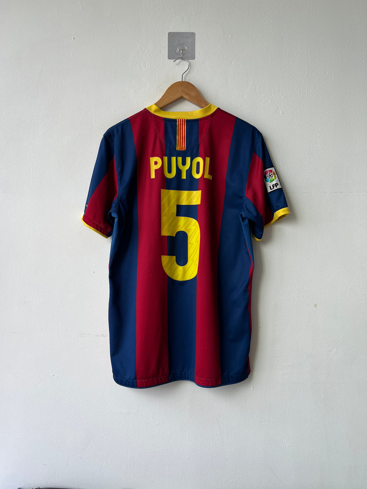 (L) Barcelona 2010-11 Home Shirt Puyol #5