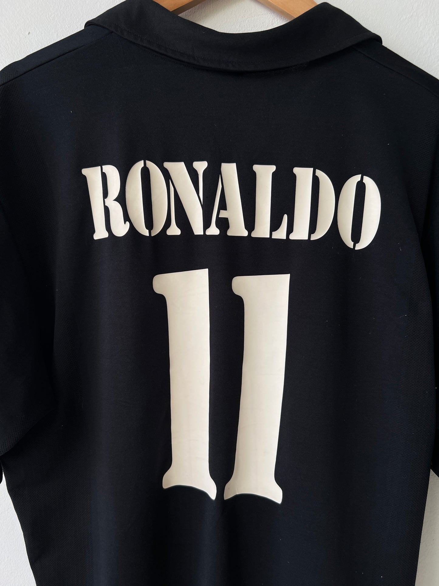 (L) Real Madrid 2002-03 Away Shirt Ronaldo #11