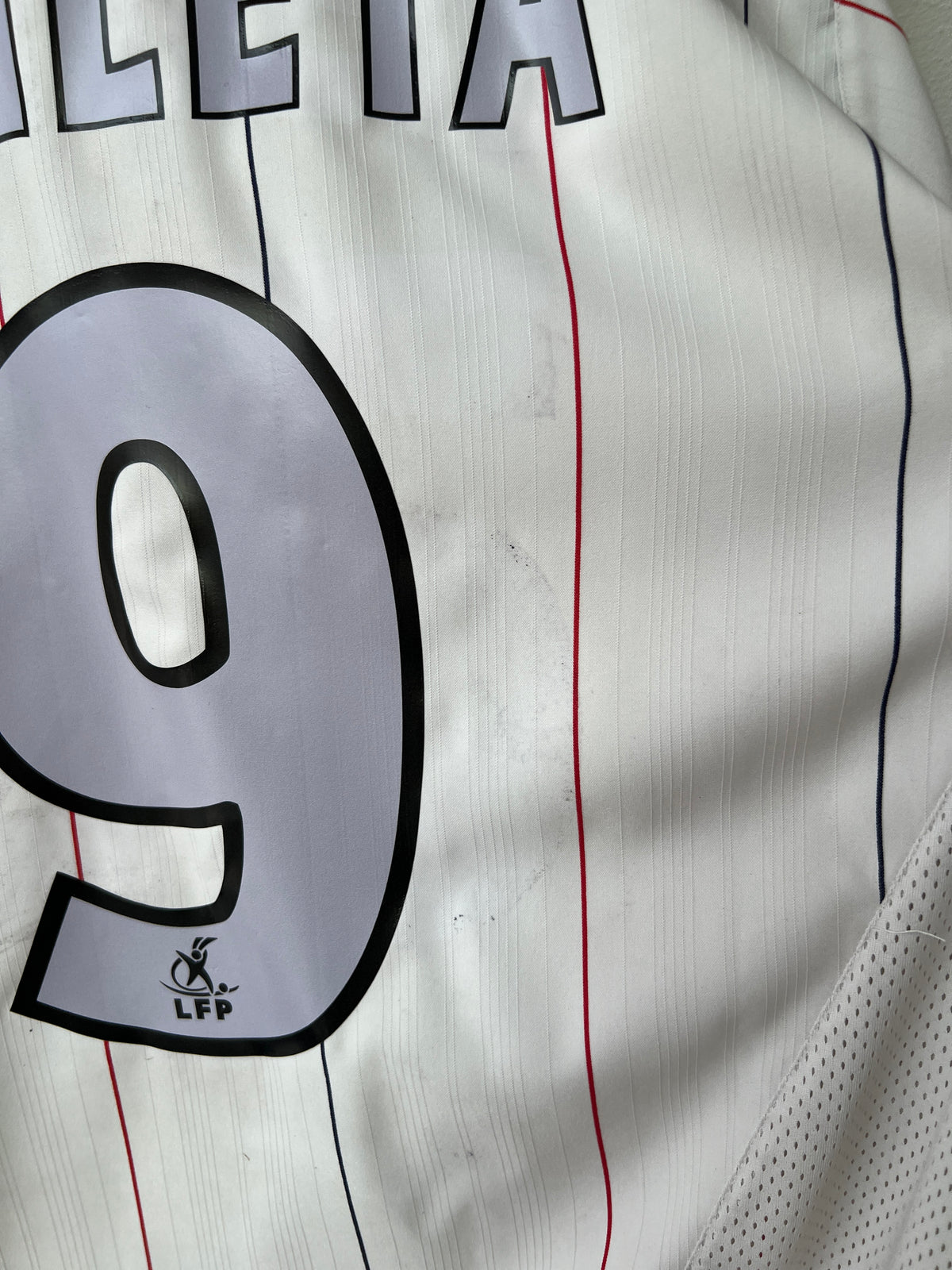 (XL) PSG 2005-06 Away Long Sleeve Player Version Shirt Pauleta #9