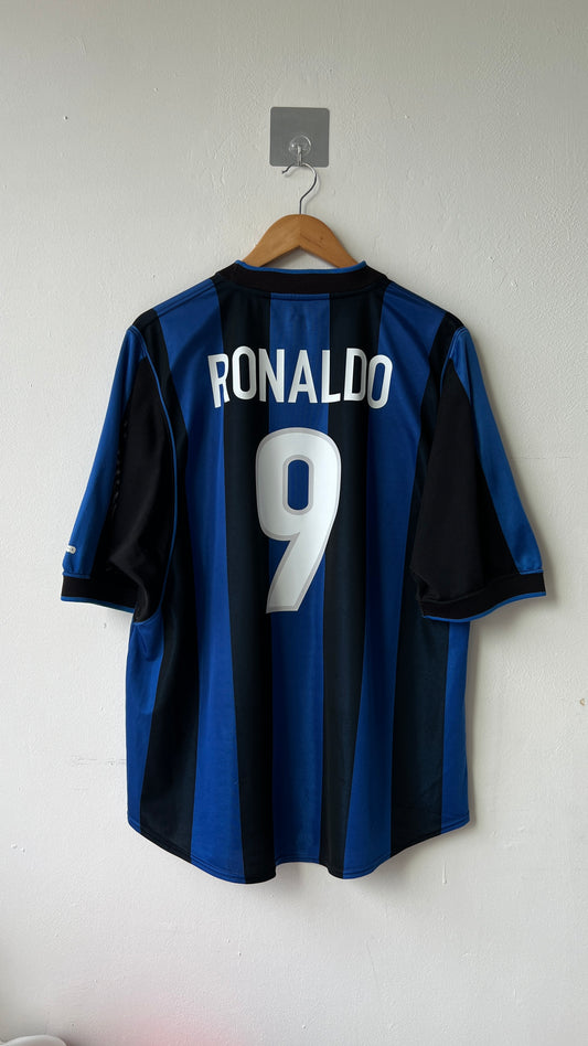 Inter Milan 2000-01 Home Shirt Ronaldo #9 (XL)