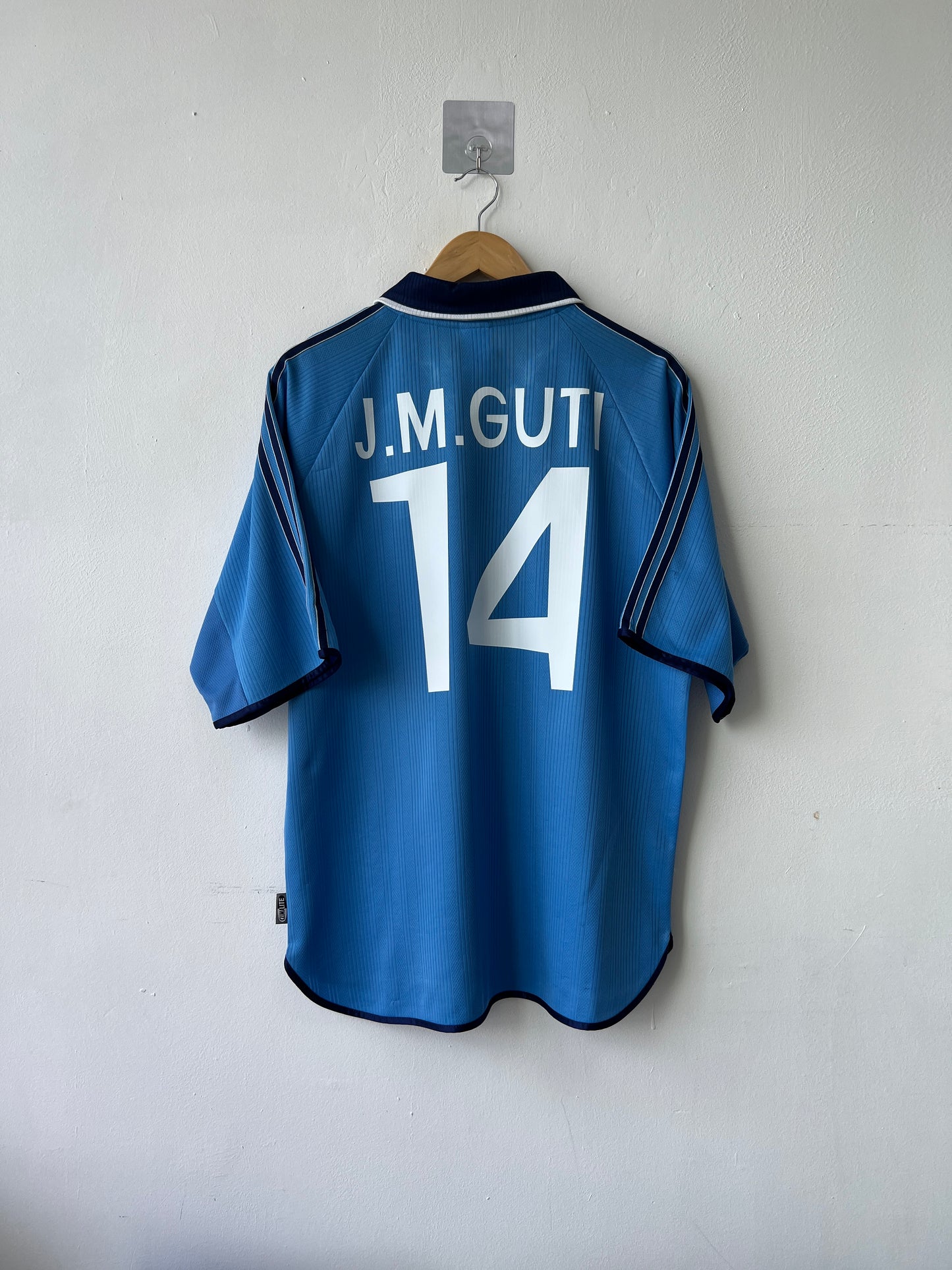 (L) Real Madrid 1999-01 Third Shirt J. M. Guti #14