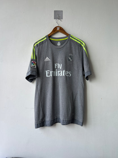 (XL) Real Madrid 2015-16 Away Shirt Ronaldo #7