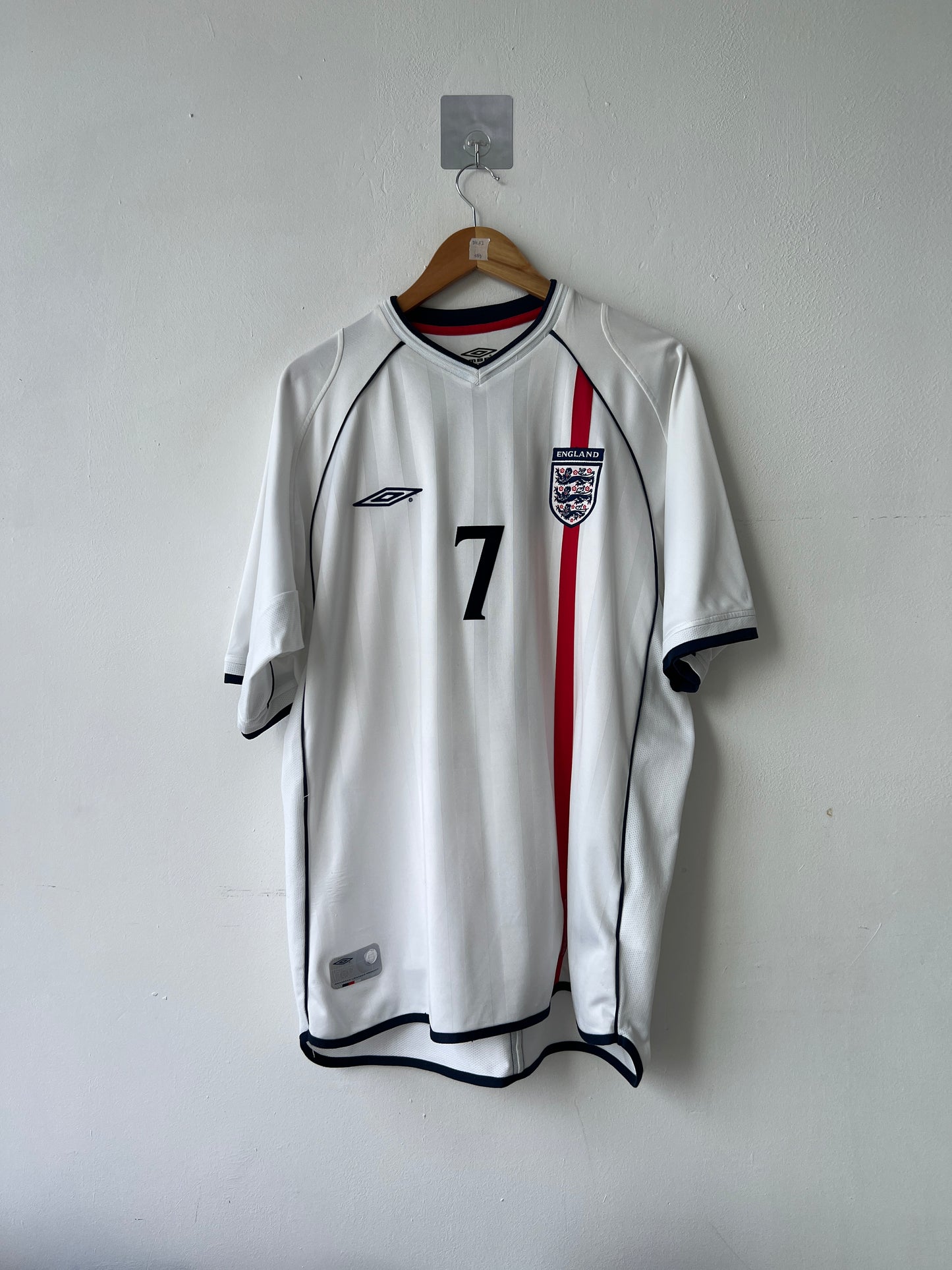 (XL) England 2001-03 Home Shirt Beckham #7