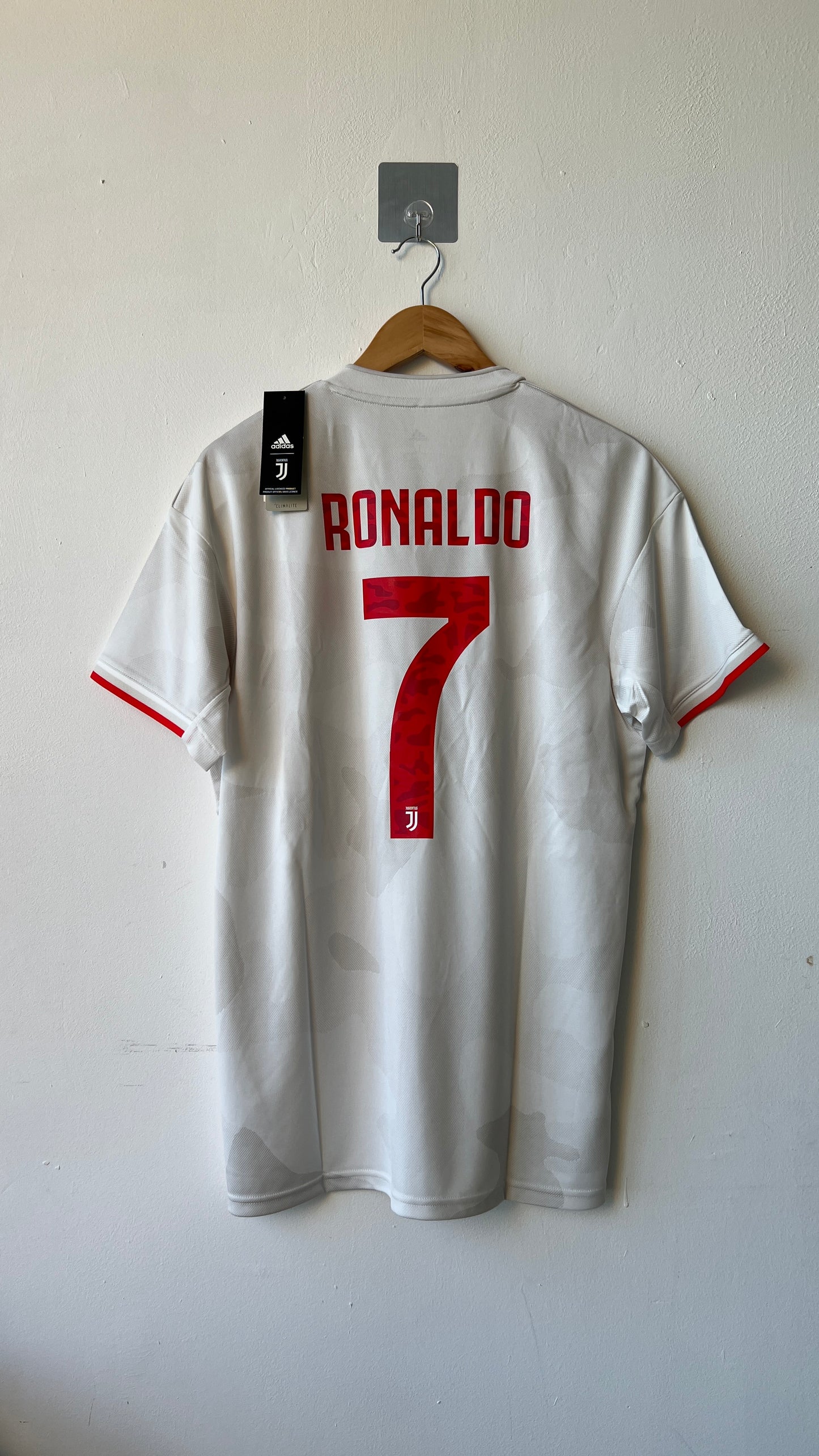 Juventus 2019-20 Away Shirt Ronaldo #7 (L) (Brand New)