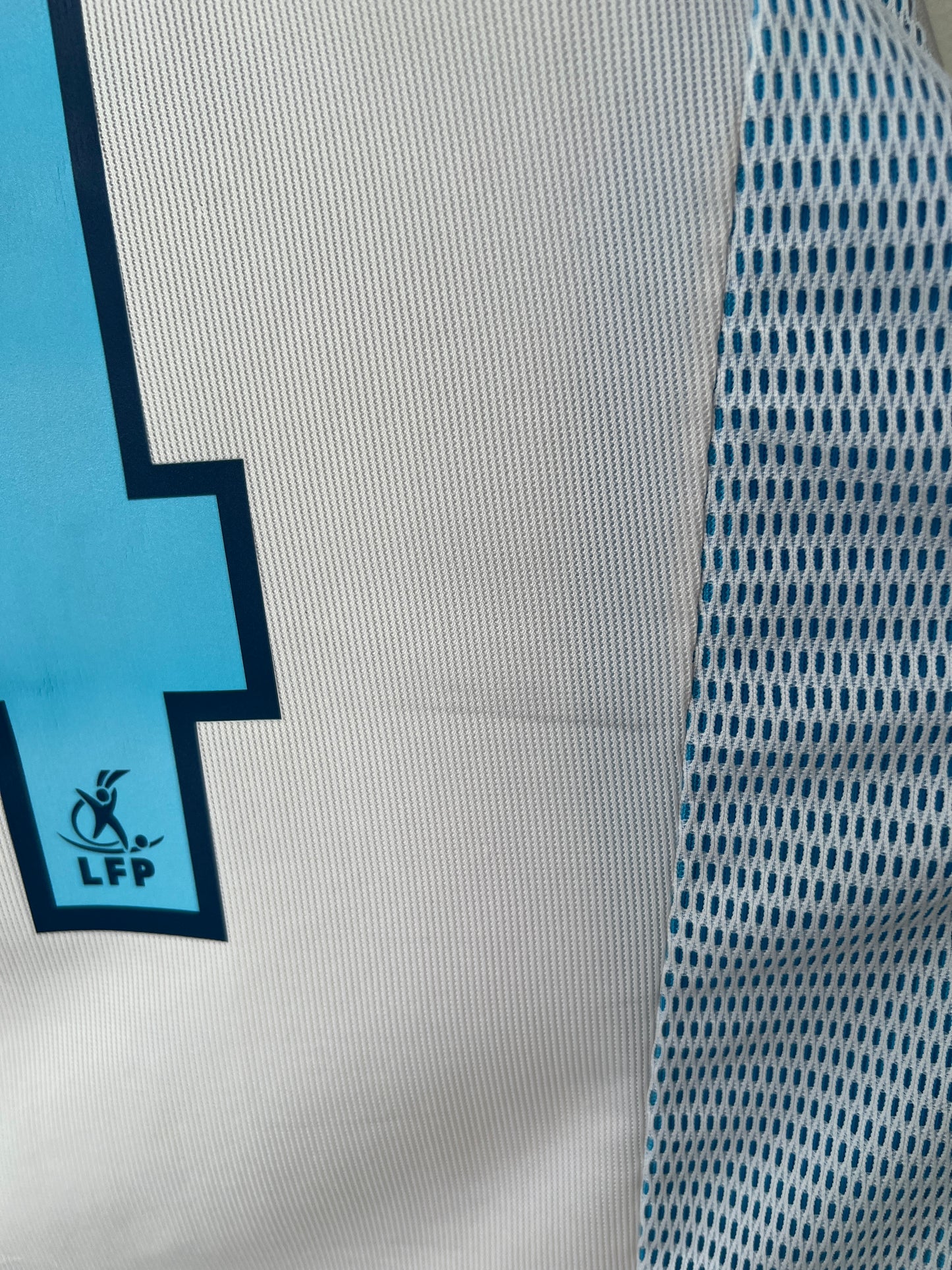 (L) Marseille 2002-03 Home Shirt Van Buyten #4