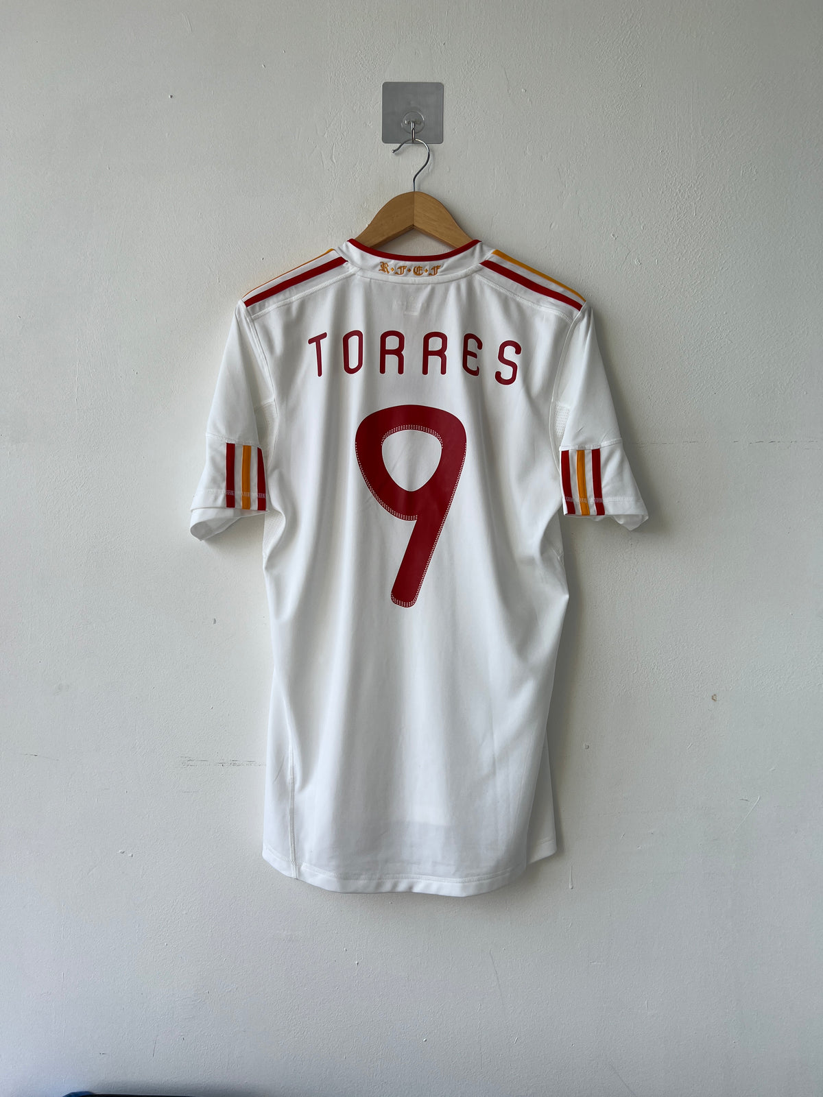 (M) Spain 2011-12 Away Shirt Torres #9