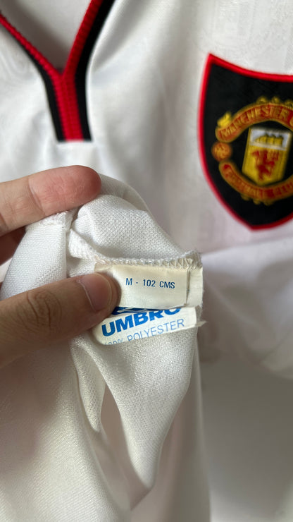 Manchester United 1997-99 Away Shirt Beckham #7 (M)