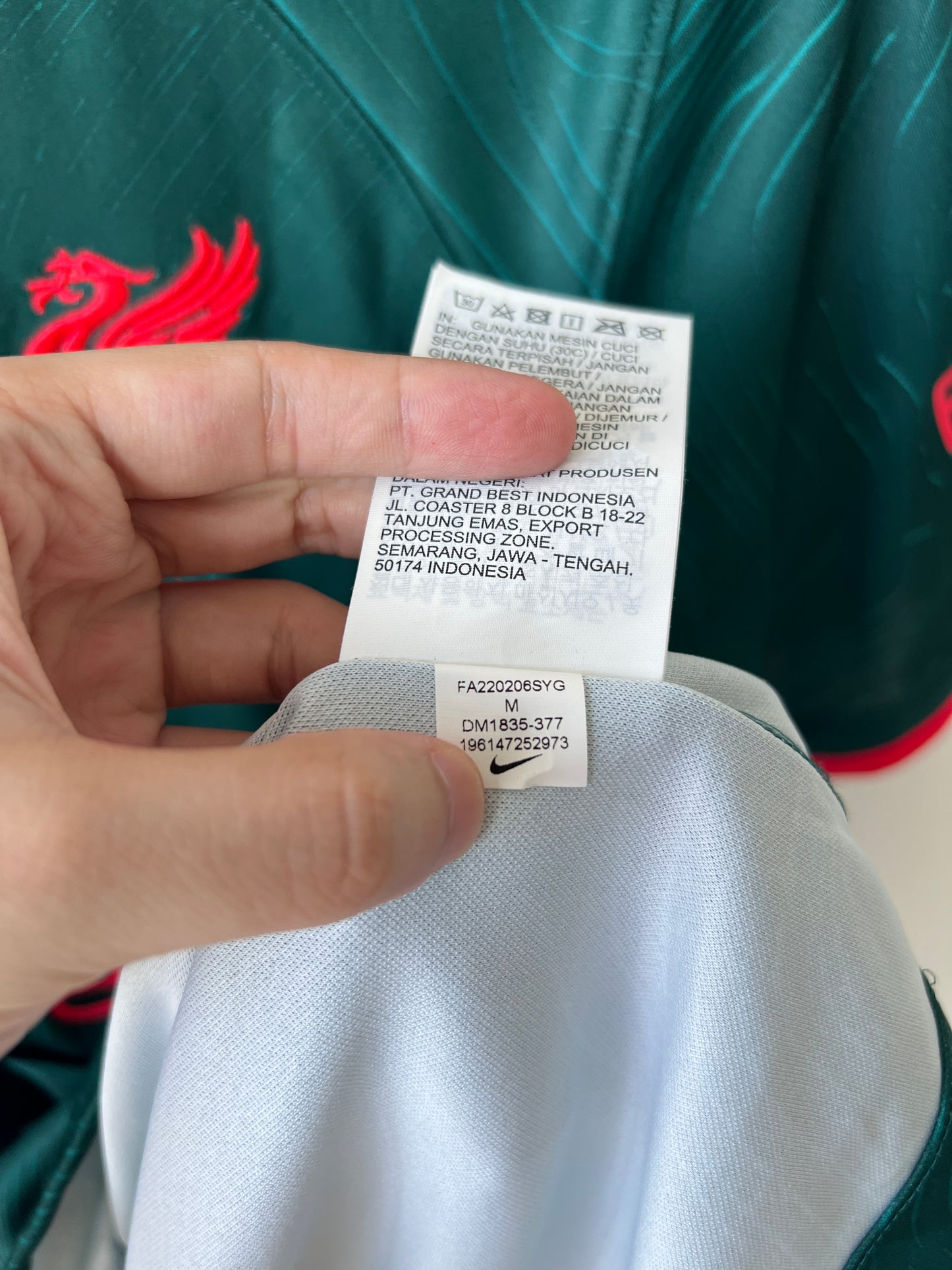 Liverpool 2022-23 Third Shirt Diogo Jota #20 (M)