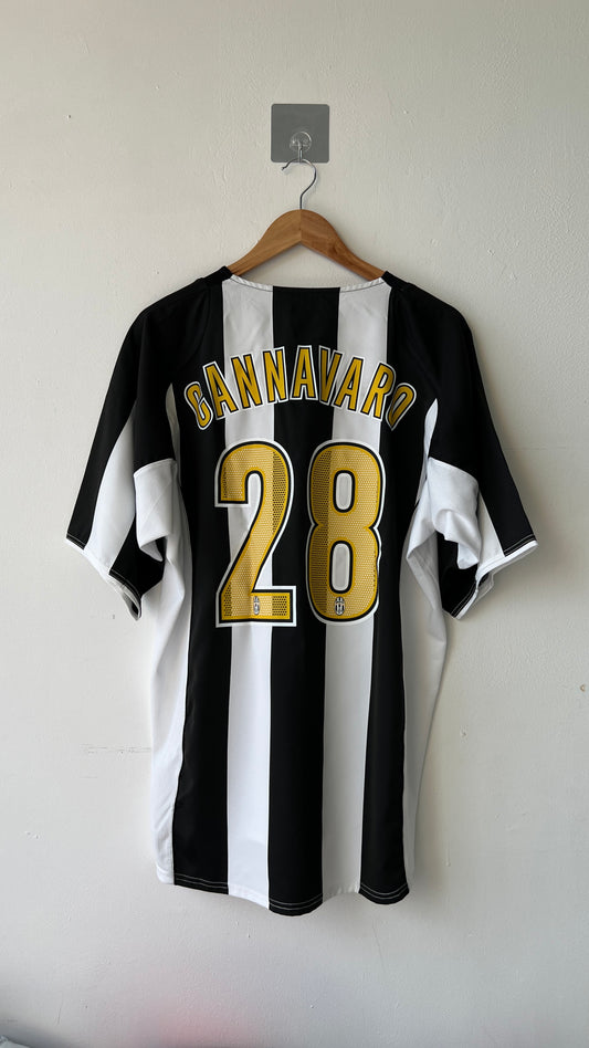 Juventus 2004-05 Home Shirt Cannavaro #28 (XL)