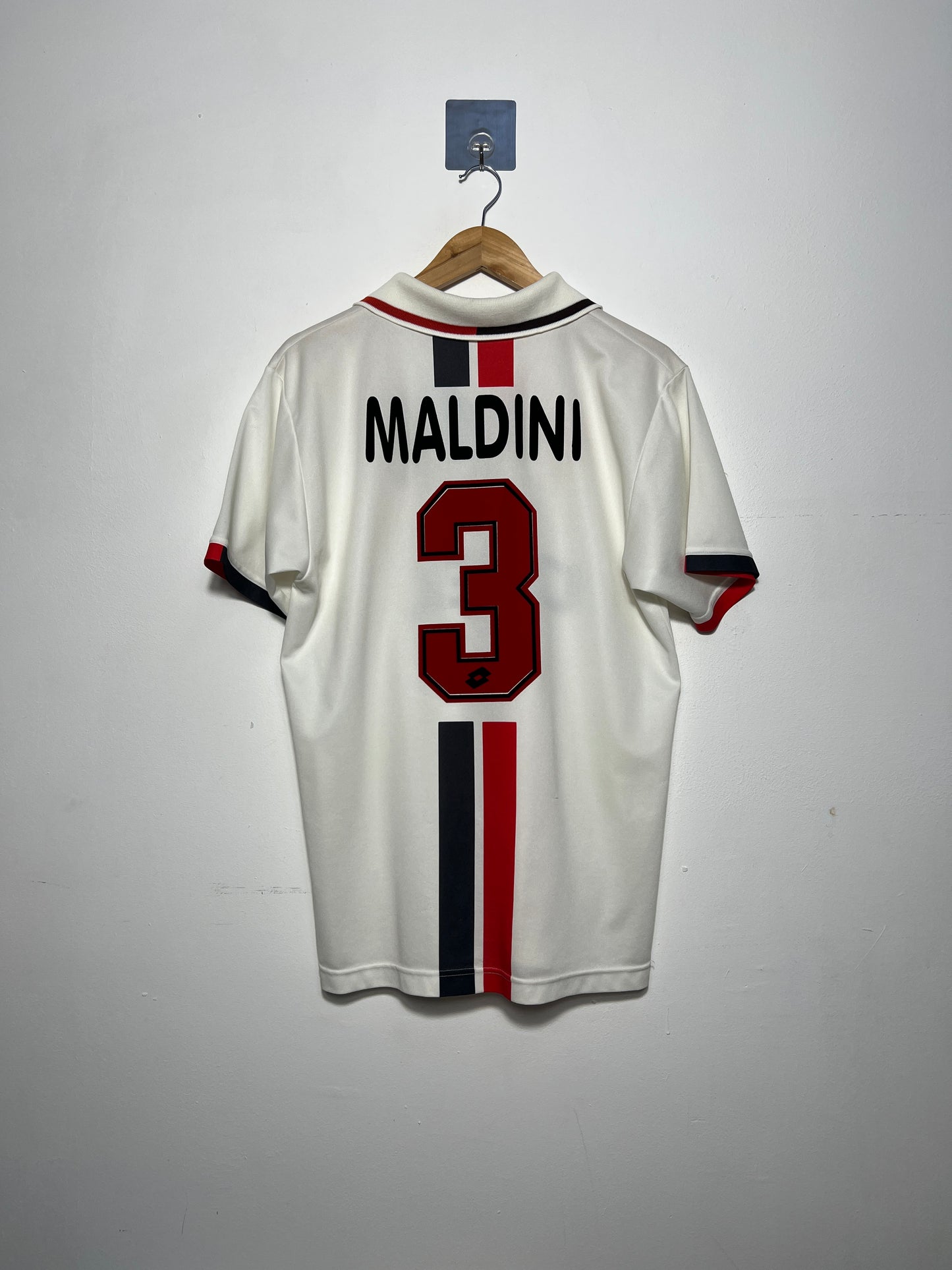 (M) AC Milan 1995-96 Away Shirt Maldini #3