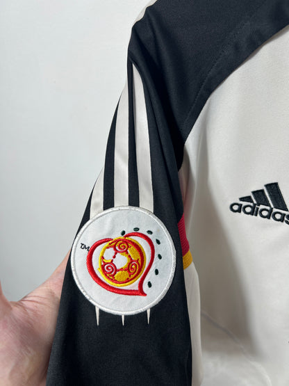 (M) Germany 2004-05 Home Shirt Klose #11