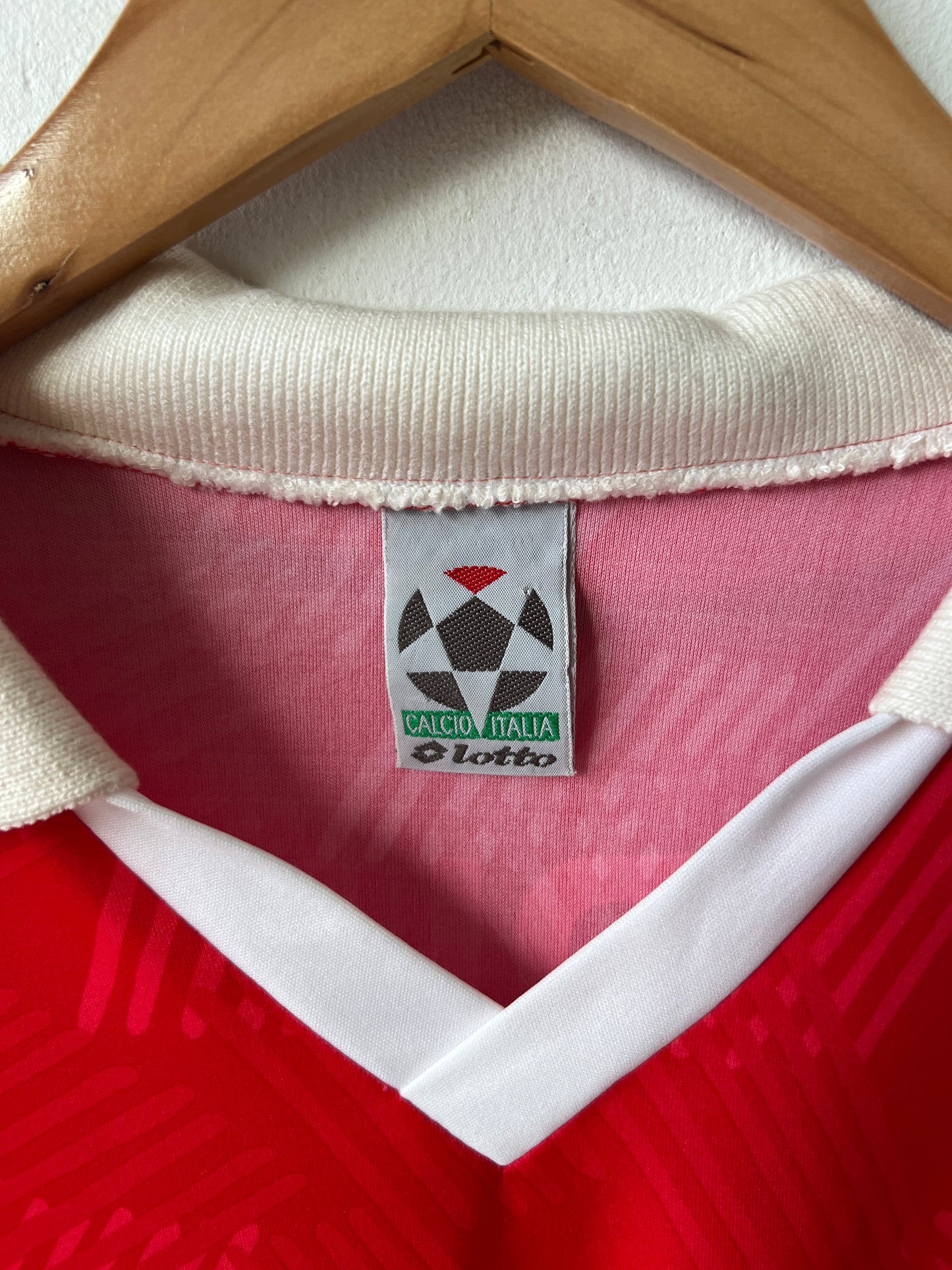 (L) Switzerland 1994-96 Home Shirt Chapuisat #11