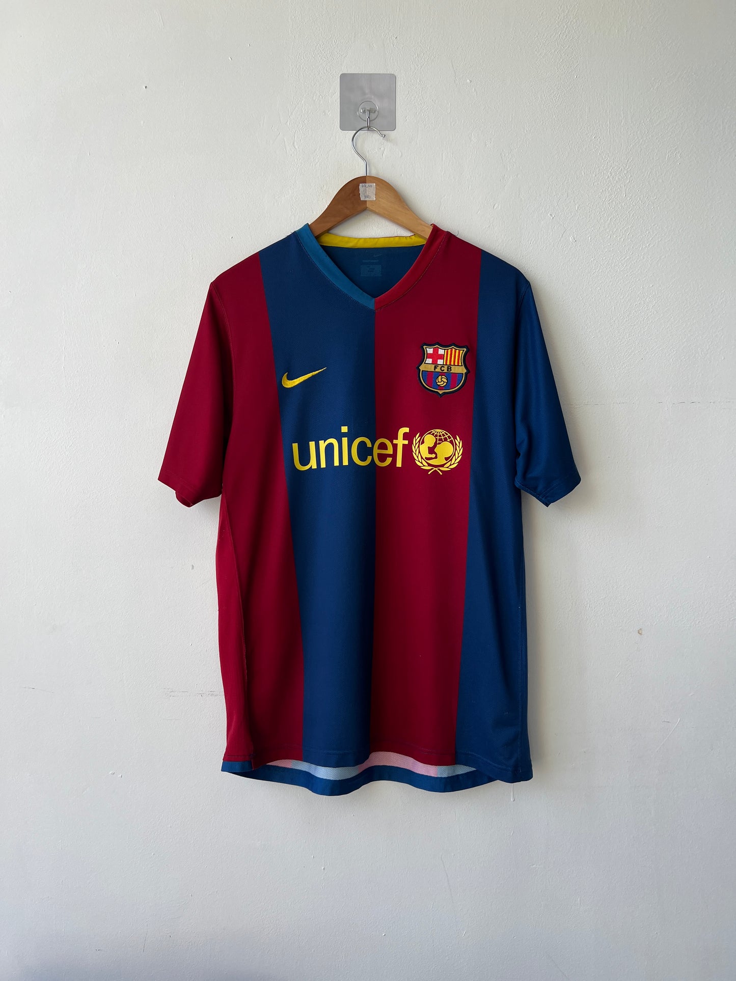 (L) Barcelona 2006-07 Home Shirt A. Iniesta #24
