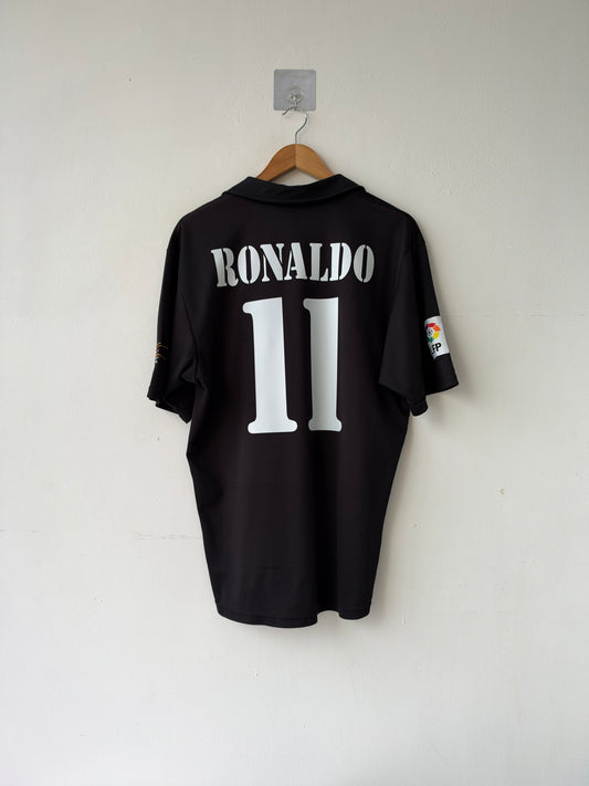 (M fits L) Real Madrid 2002-03 Away Shirt Ronaldo #11
