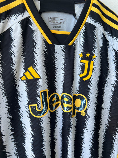 (L) Juventus 2023-24 Home Player Issue Shirt Yildiz #15