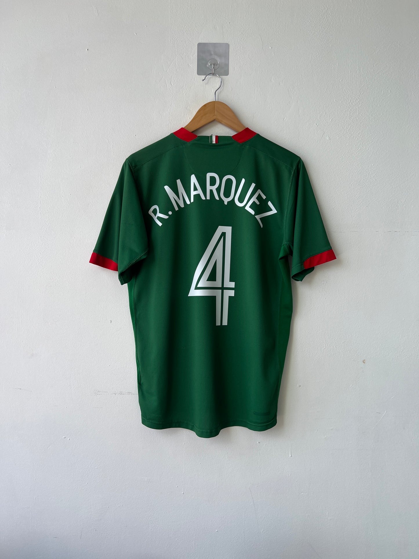 (M/L) Mexico 2006-07 Home Shirt R. Marquez #4