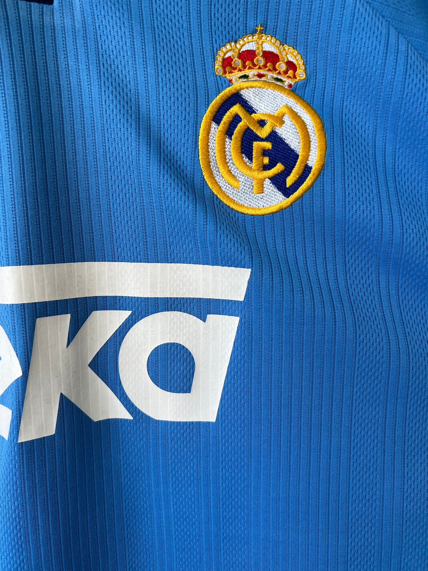 (L) Real Madrid 1999-01 Third Shirt J. M. Guti #14