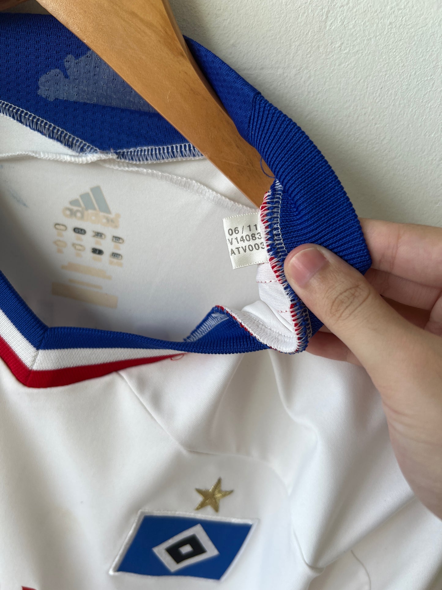 (XL) Hamburg SV 2011-12 Home Shirt Son #15