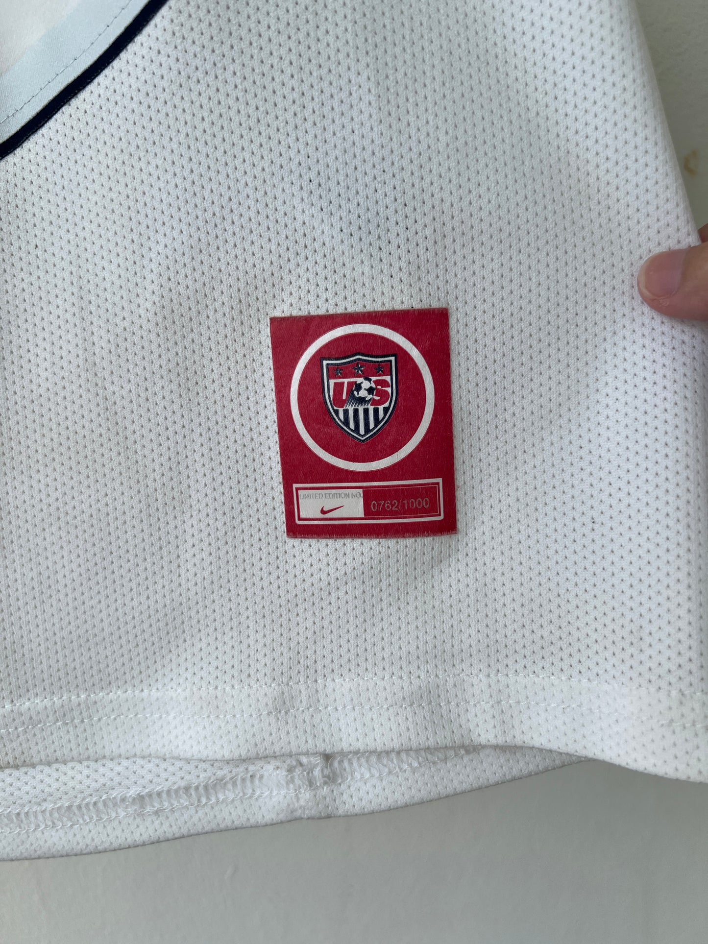 (L) USA 2004-06 Home Player Version Shirt Donovan #10 (USMNT) Limited /1000