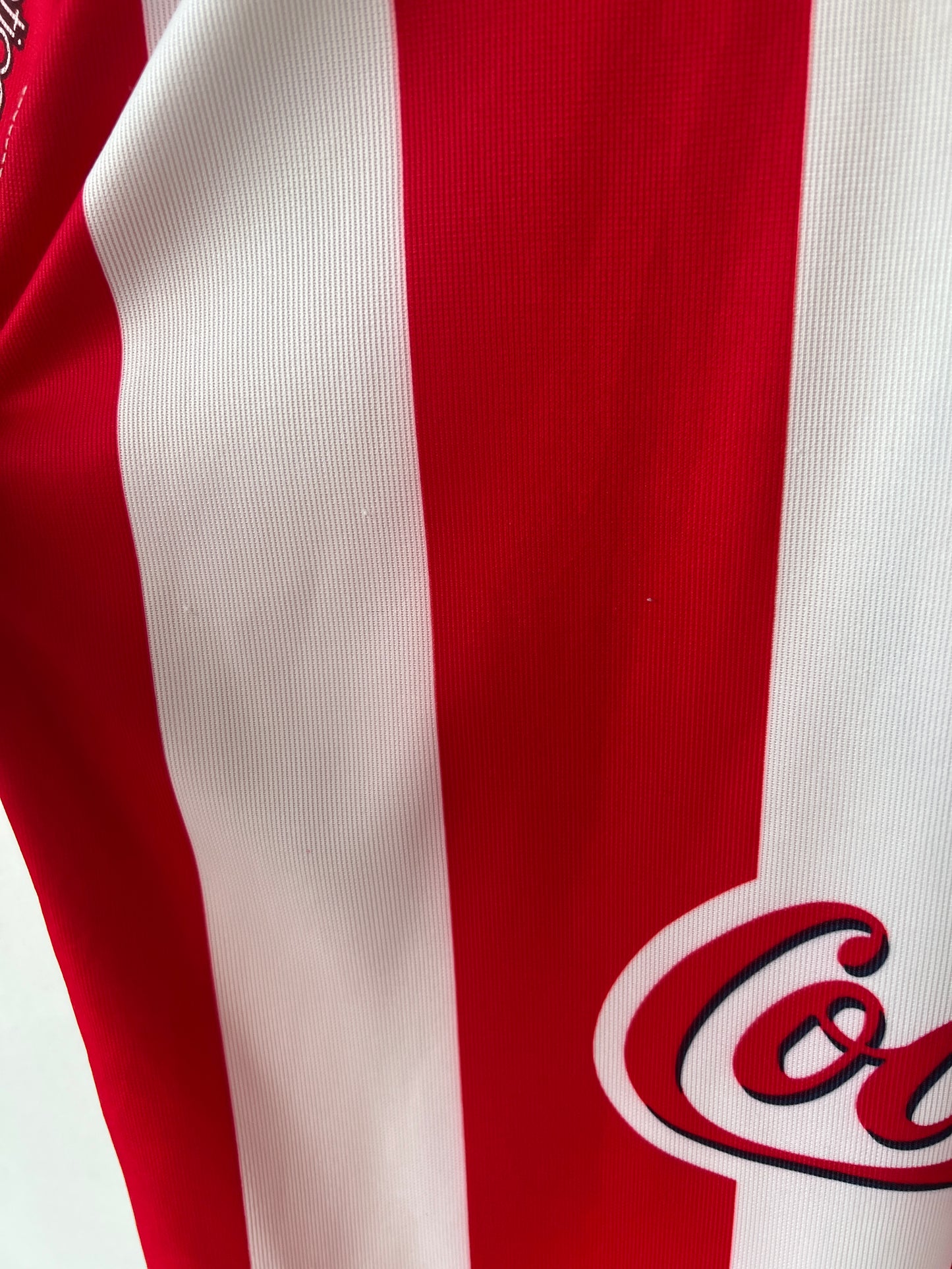 (L fits XL) Chivas Guadalajara 2000-01 Home Shirt