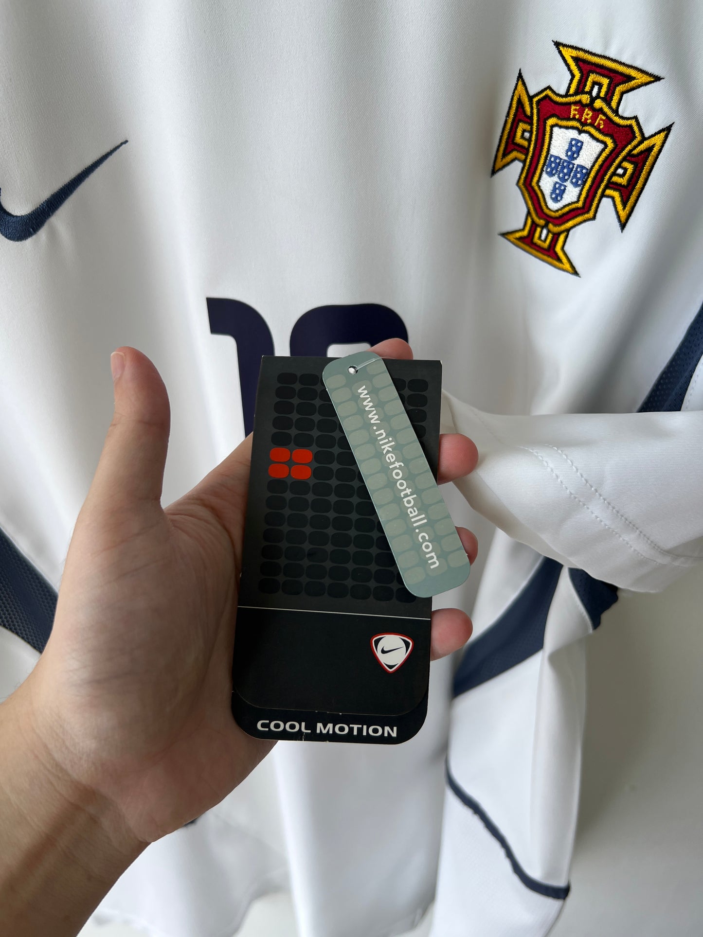 (L) Portugal 2002-04 Away Shirt C. Ronaldo #16 (NEW)
