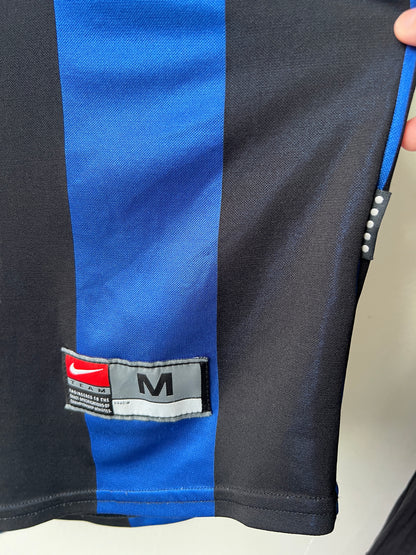 (M fits L) Inter Milan 1999-00 Home Shirt Ronaldo #9