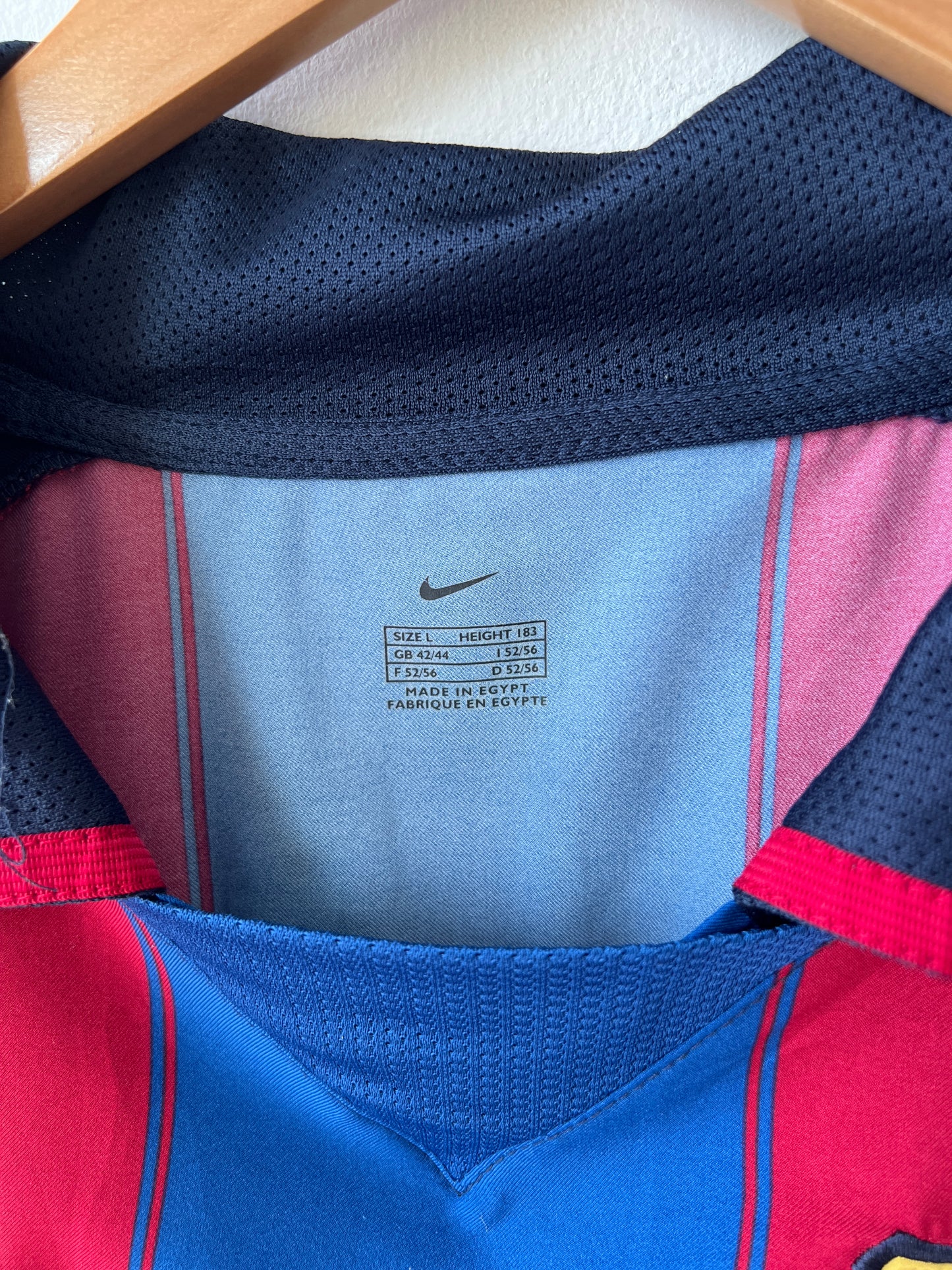 (L) Barcelona 2003-04 Home Shirt Ronaldinho #10