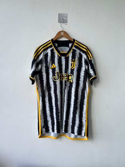(L) Juventus 2023-24 Home Player Issue Shirt Yildiz #15
