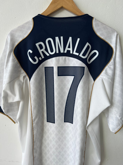 (L) Portugal 2004-06 Away Shirt C. Ronaldo #17