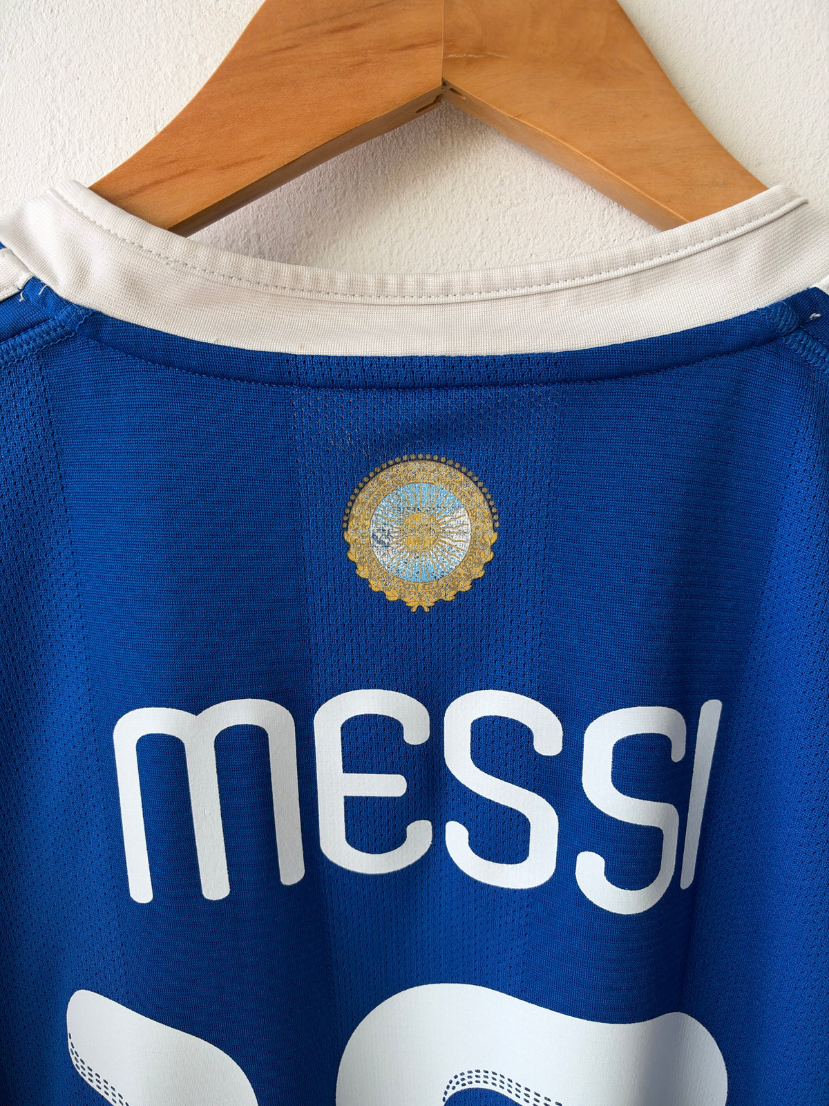 (L) Argentina 2010-11 Away Shirt Messi #10