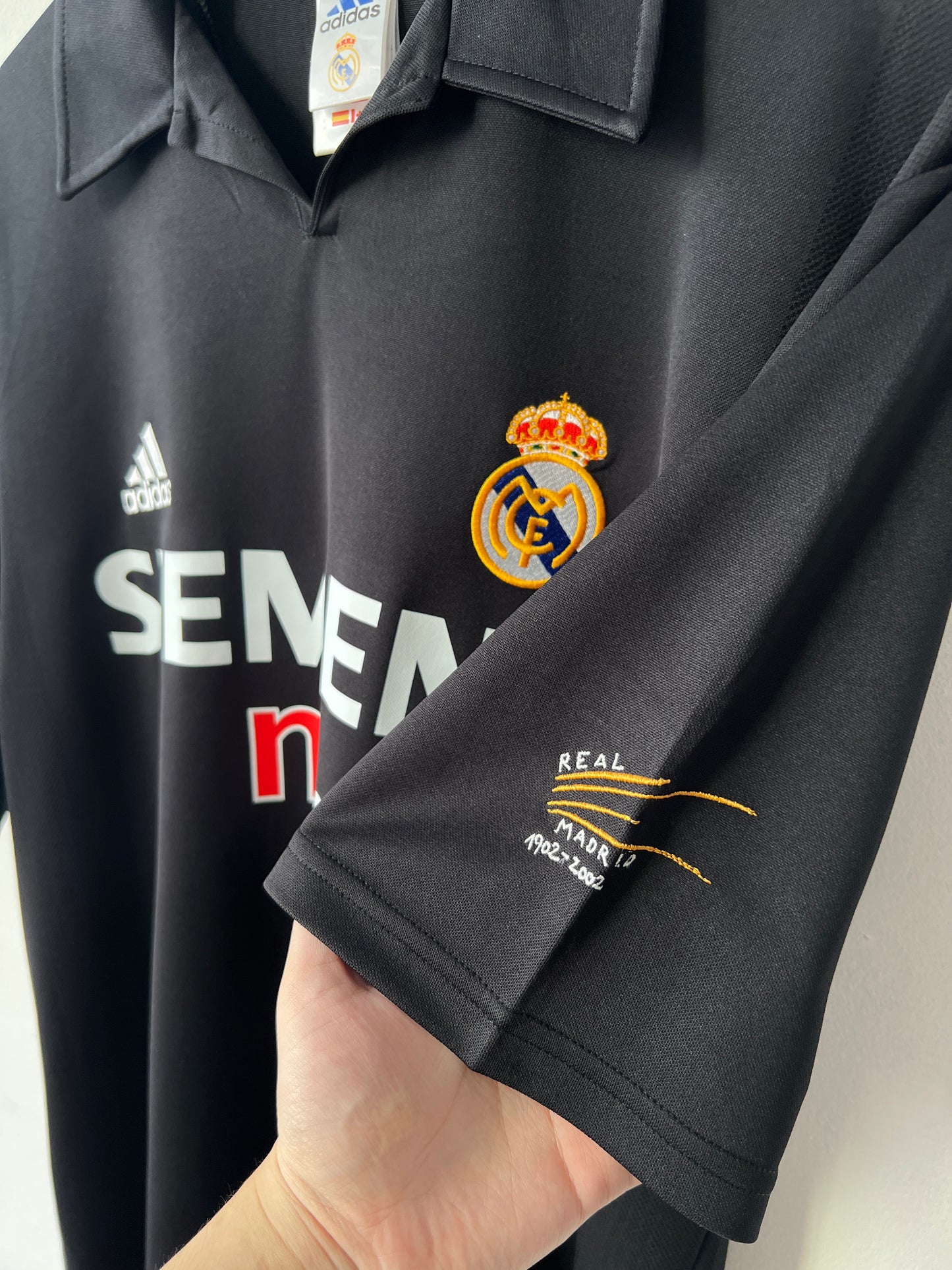 (M fits L) Real Madrid 2002-03 Away Shirt Zidane #5