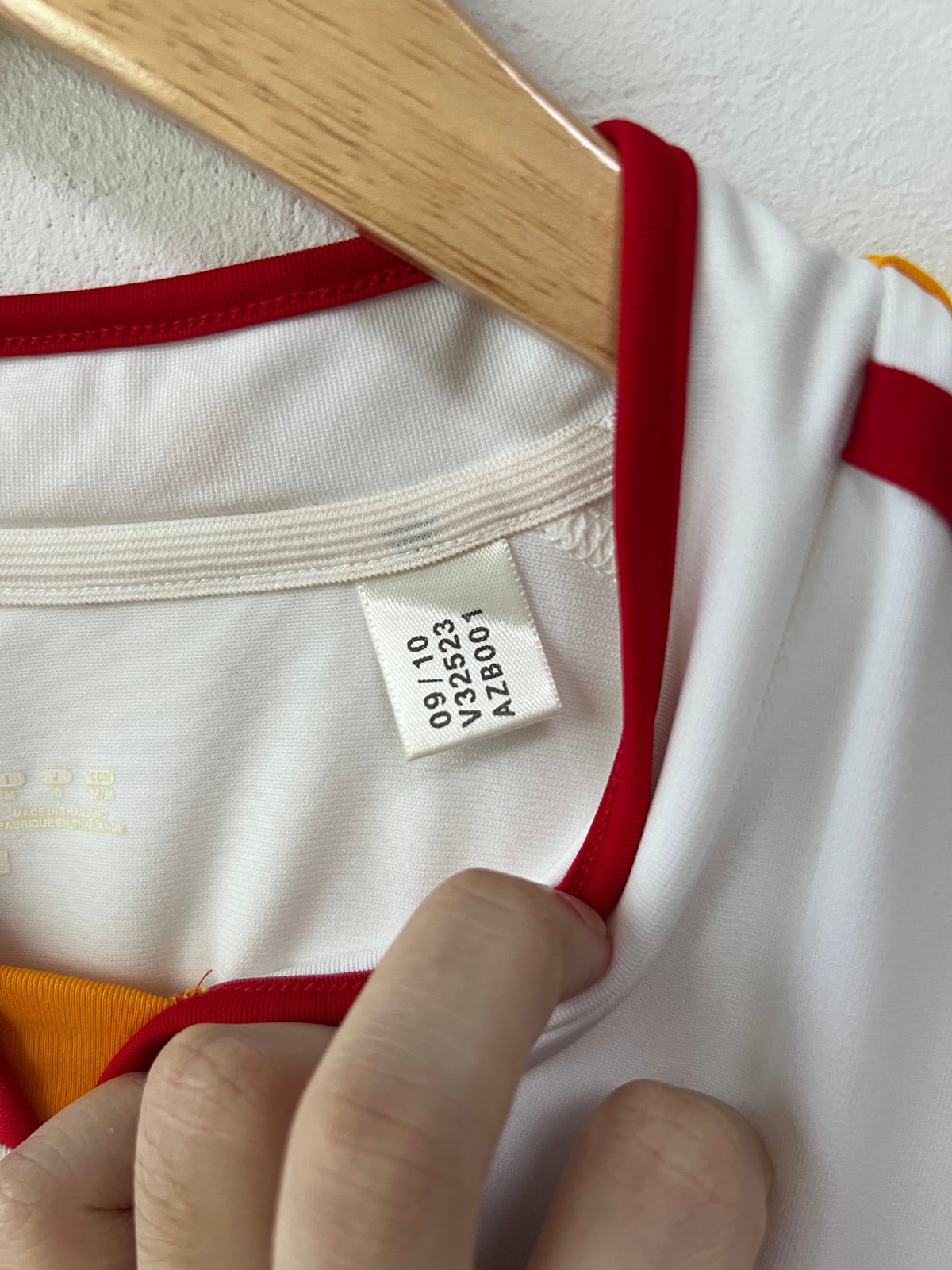 (M) Spain 2011-12 Away Shirt Torres #9